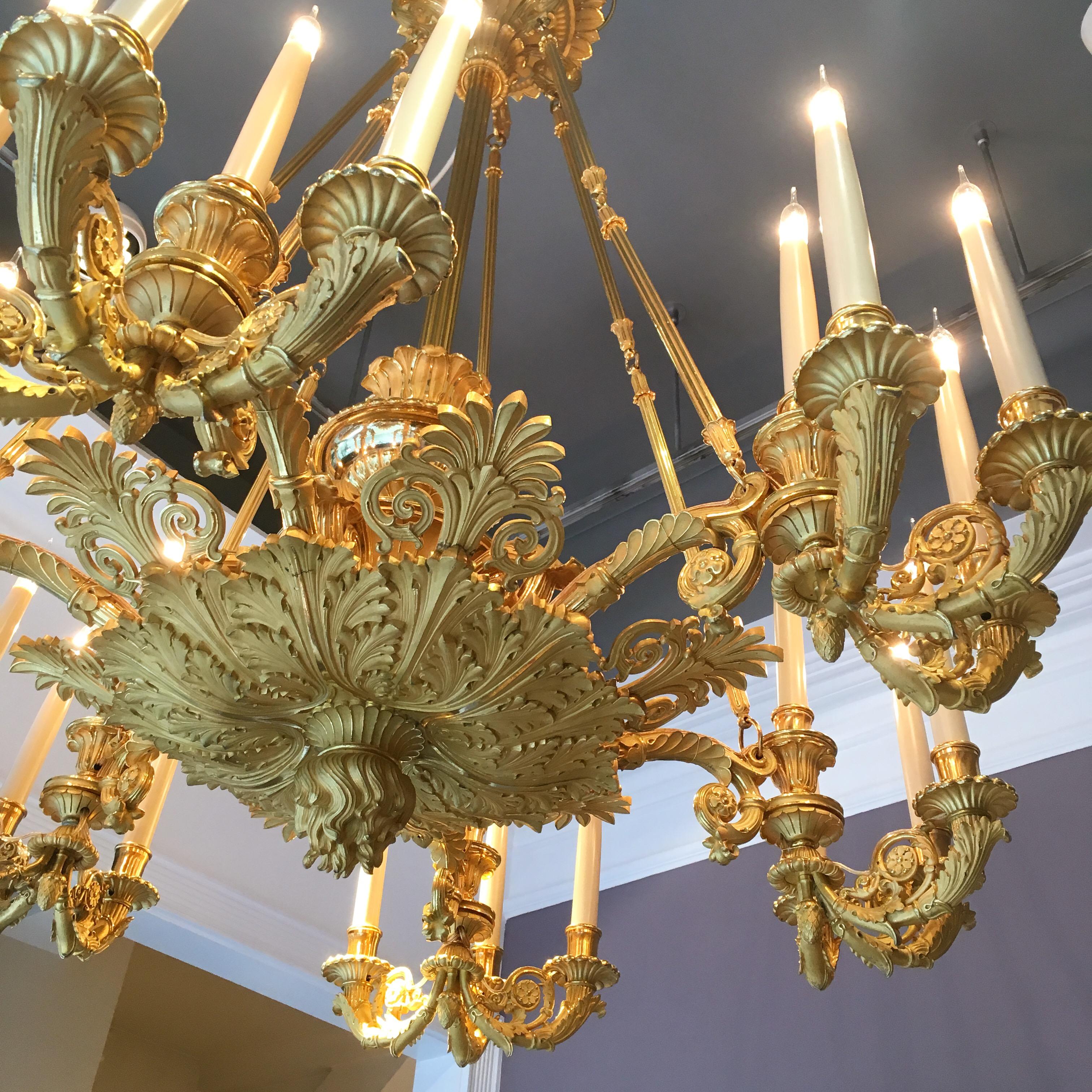Restauración Borbón Periodo Ormolu Lámpara de 24 luces Francés en venta