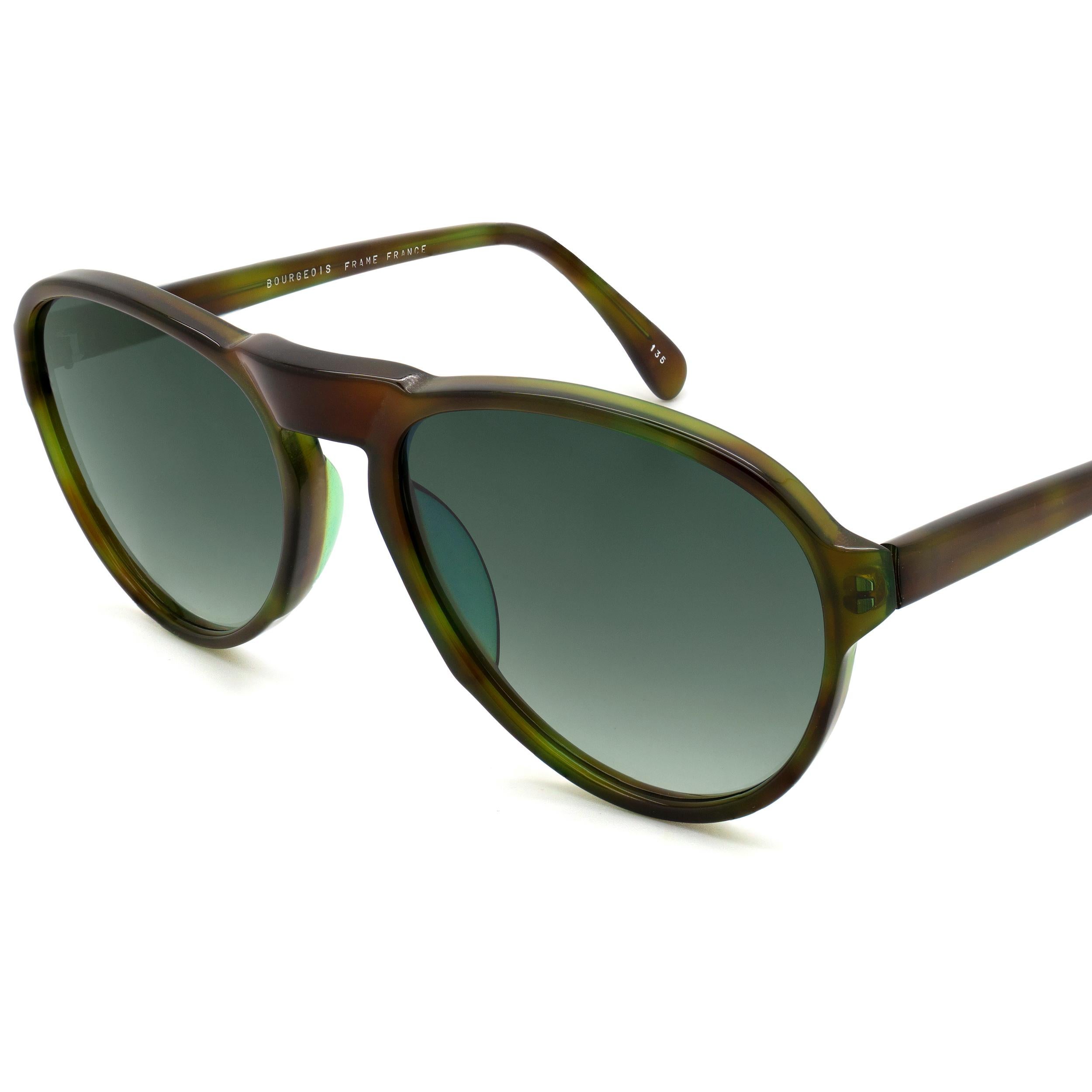 Noir Bourgeois - Lunettes de soleil vertes pilote, France en vente