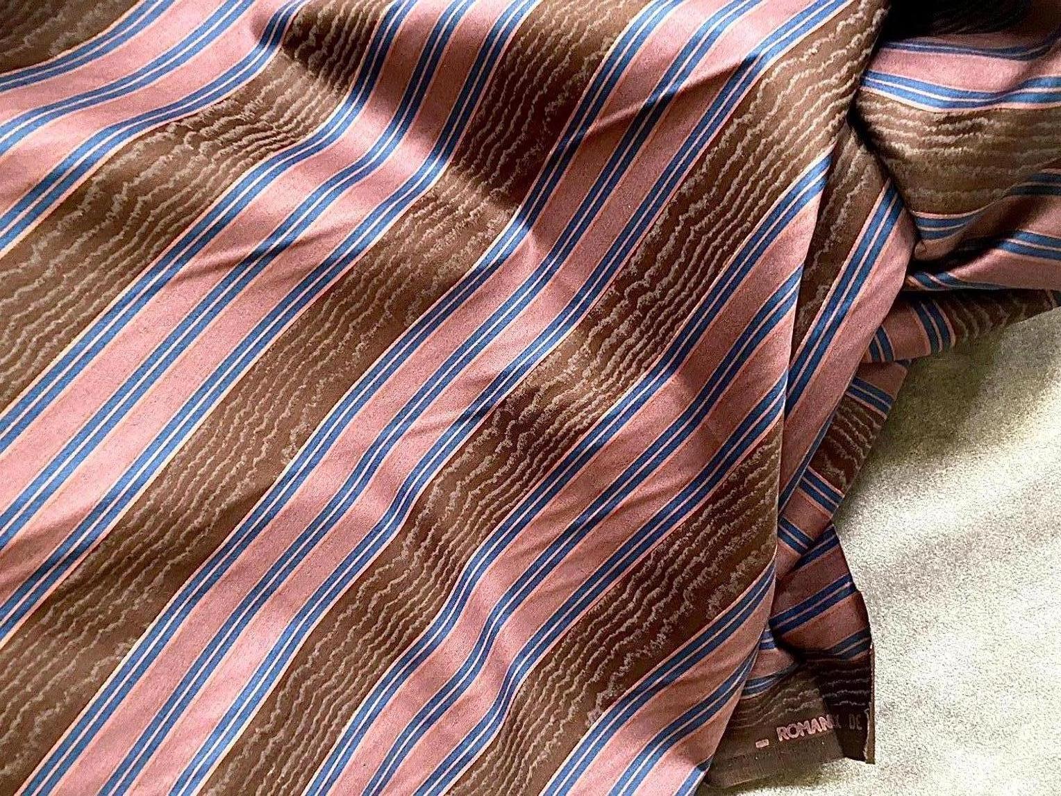 Boussac Pink, Blue, Brown Striped Woodgrain “Kim’ Textile, France, 1982 In Good Condition In Brooklyn, NY