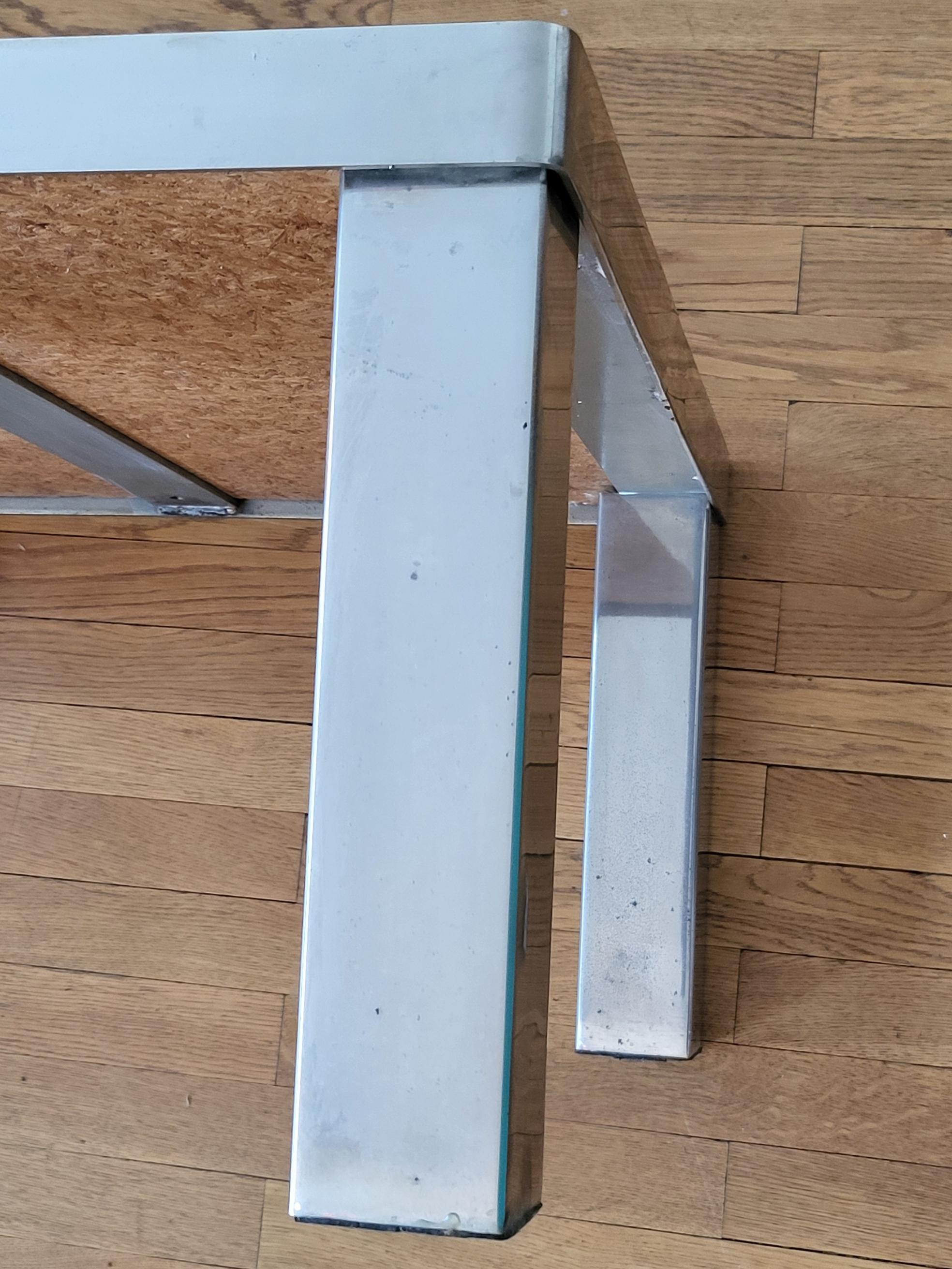 Bout de canapé Jean Gregorieff pour Roche Bobois céramique et chrome France 1970 en vente 5