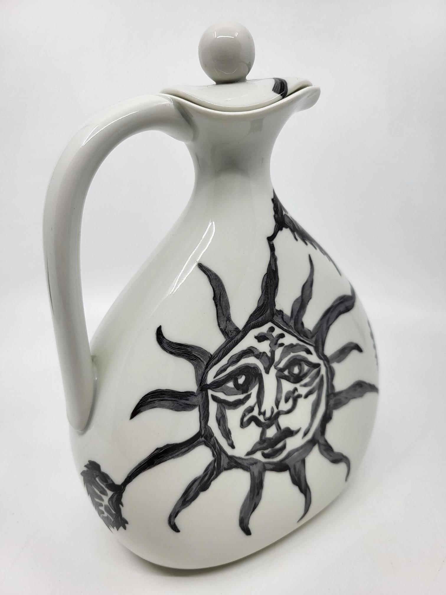 Français Bouteille Jean Lurçat par Haviland Limoges en porcelaine Francaise en vente