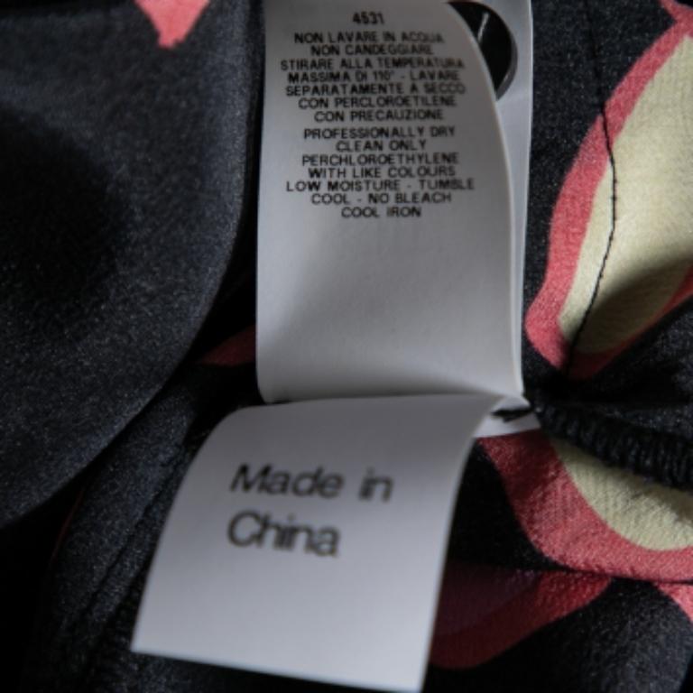Boutique Moschino Top Seda Estampado Corazón Negro L en venta 1