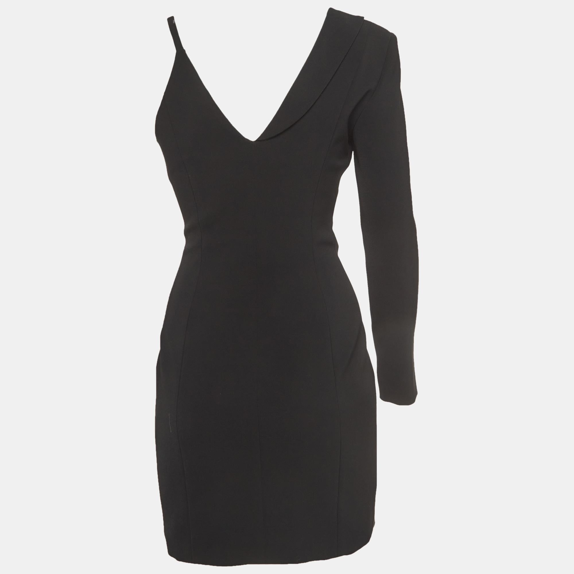 Elevate your everyday elegance with this gorgeous dress. Impeccably tailored for a great fit, it offers exceptional comfort with premium materials. Versatile and timeless, this dress effortlessly adapts to any occasion, ensuring you always look and