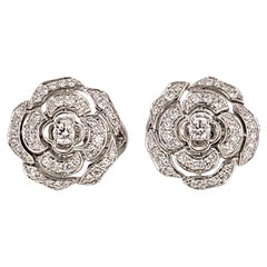 ORECCHINI BOUTON DE CAMELIA Oro bianco 18 carati, con diamanti