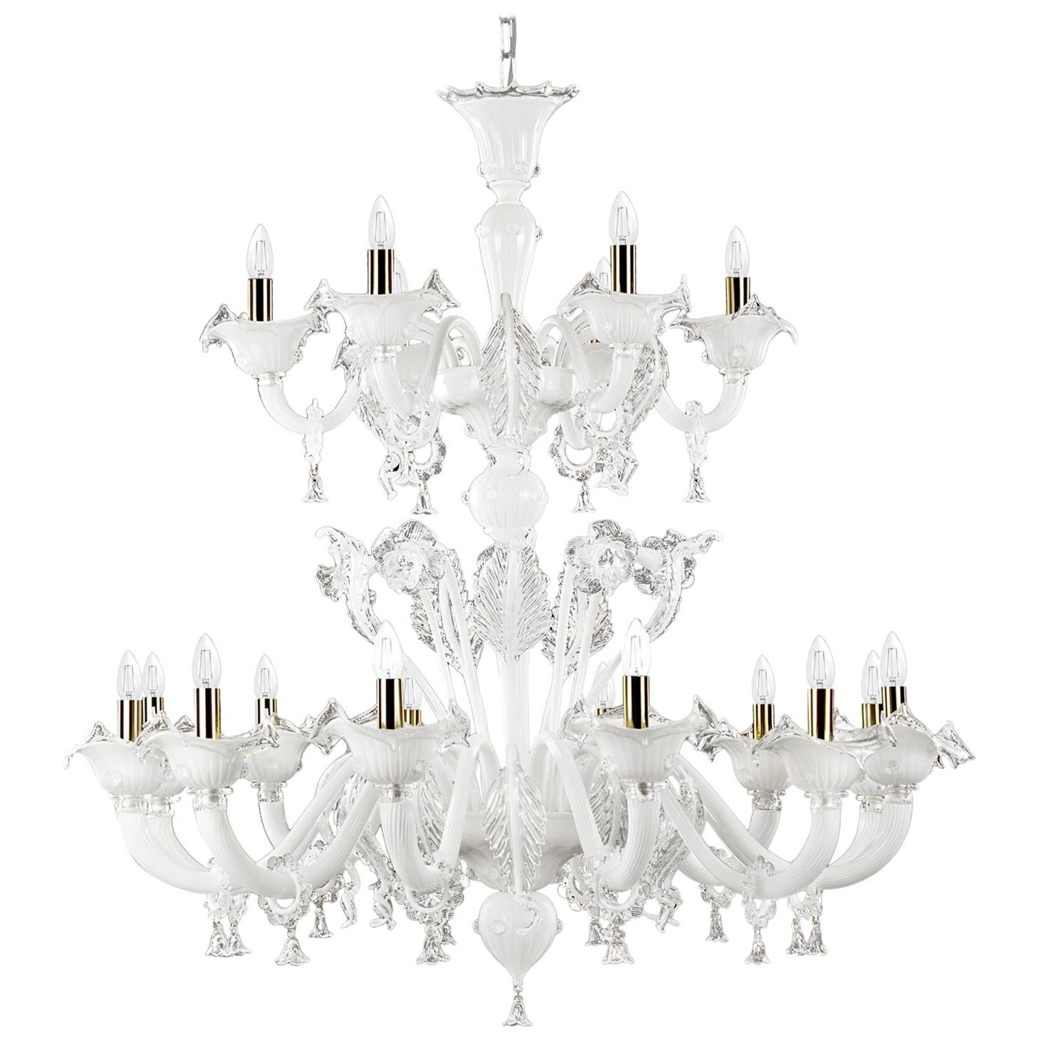 Lustre classique à 12+6 bras et deux étages en verre de Murano blanc Bovary par Multiforme en vente