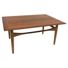 Table basse "Bovenkamp" en teck, années 1960