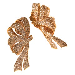 Bow Earrings with 12.45 Carat Diamonds