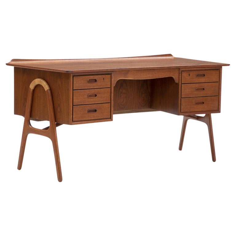 Bow Edge Desk in Teak + Cane by Svend Aage Madsen For Sale