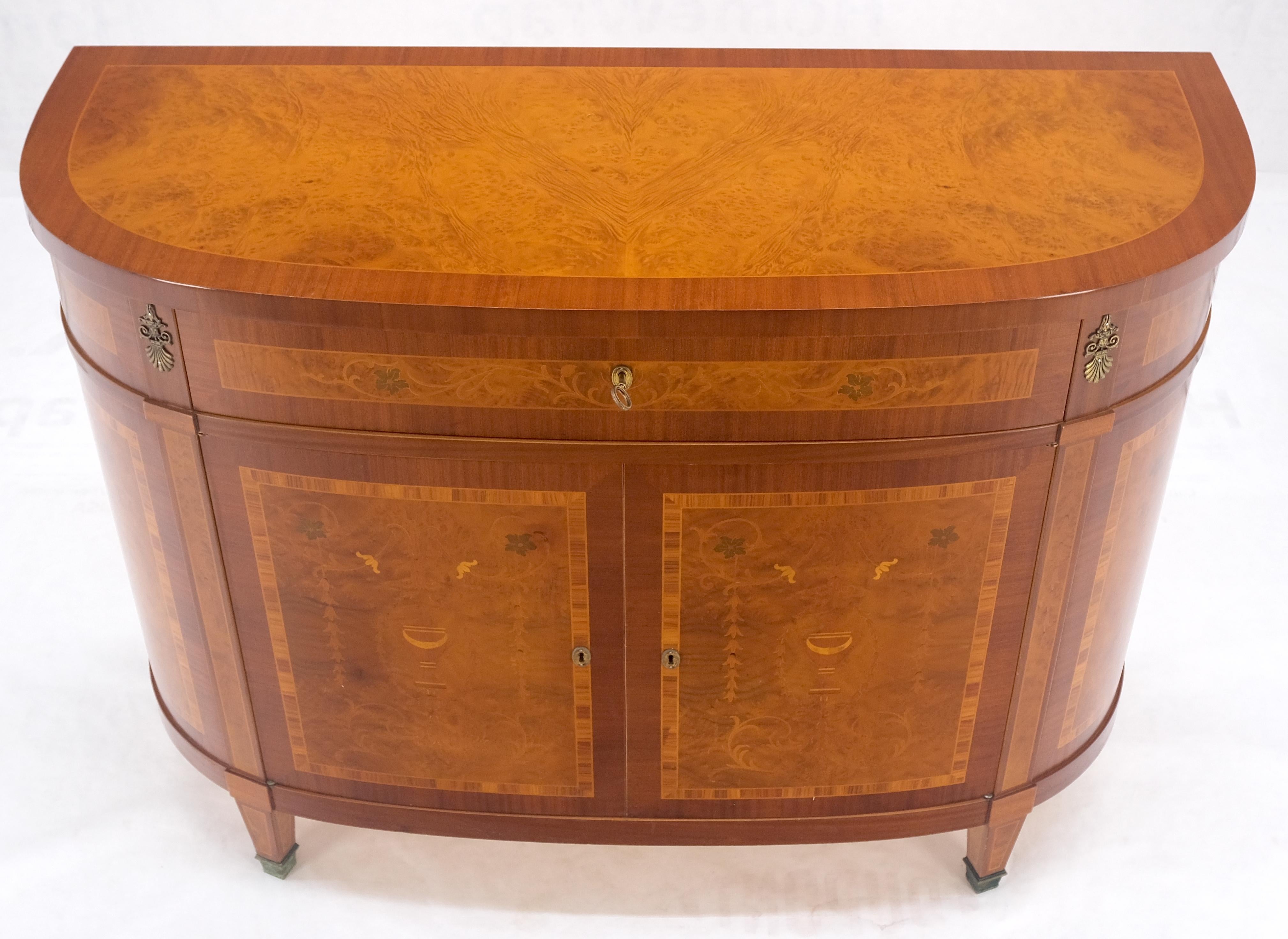 Mahogany Bow Front Banded Top Inlayed Double Door One Drawer Sideboard Buffet Server MINT For Sale