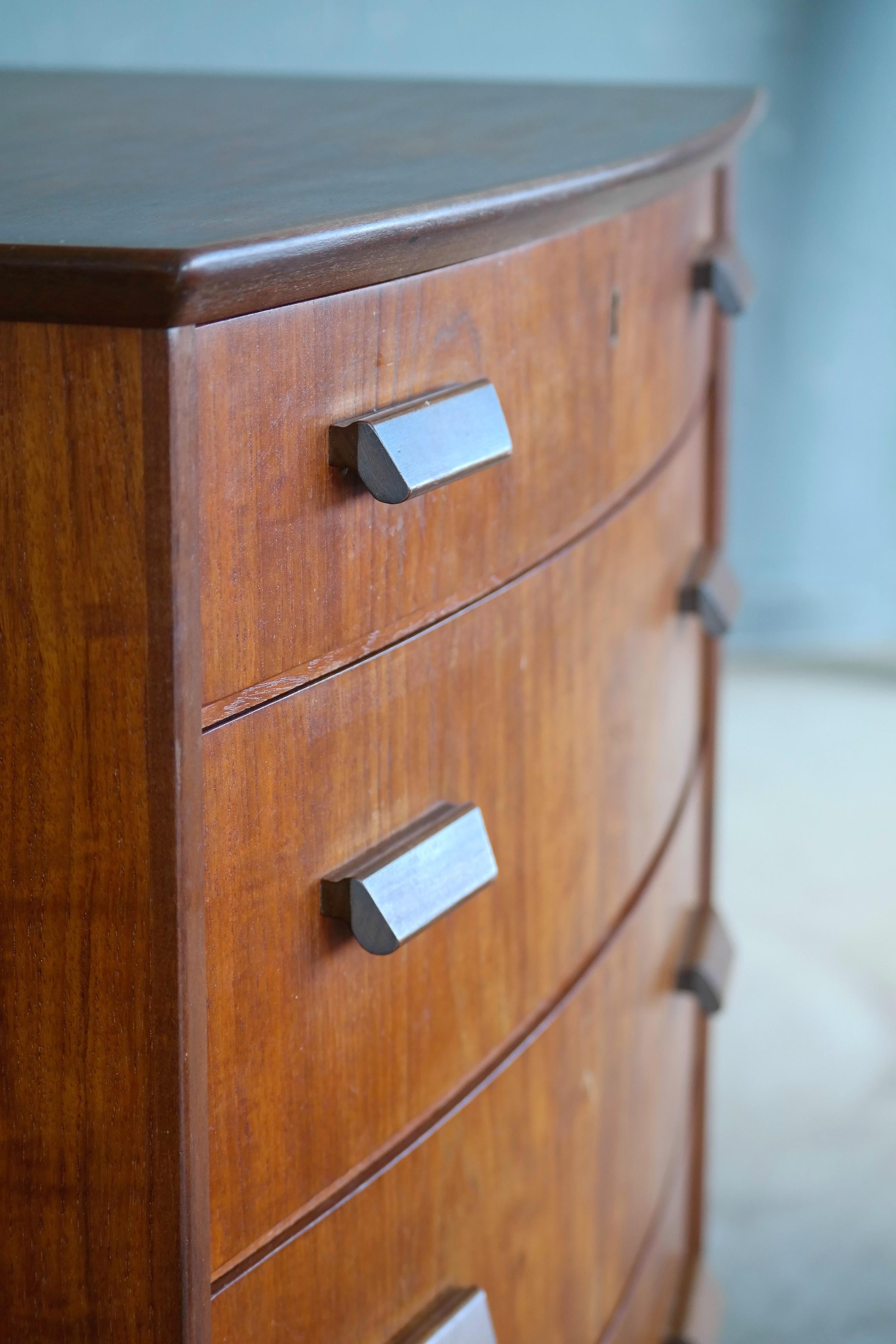 Mid-20th Century Bow-Front Dresser or Chest of Drawers in Teak Danish Midcentury