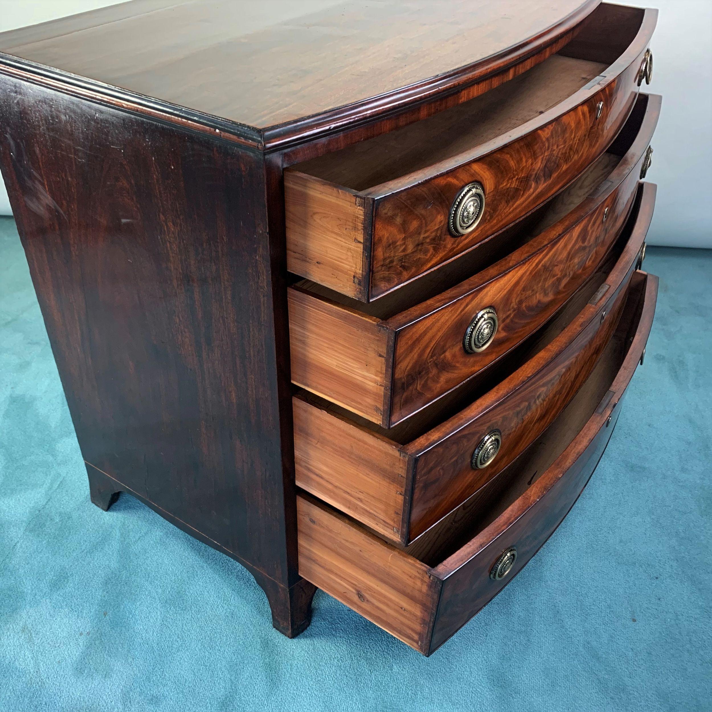 Bow Front Mahogany Chest of Drawers For Sale 2