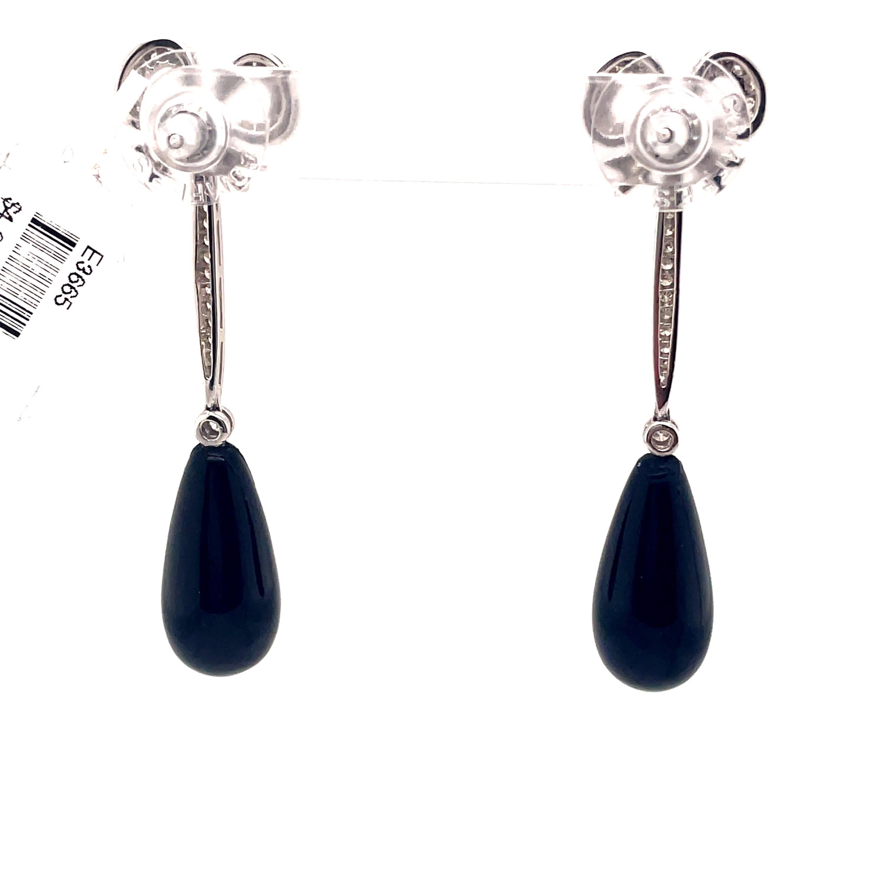 Bow Motif Diamond and Onyx Earrings 18k White Gold In New Condition In BEVERLY HILLS, CA