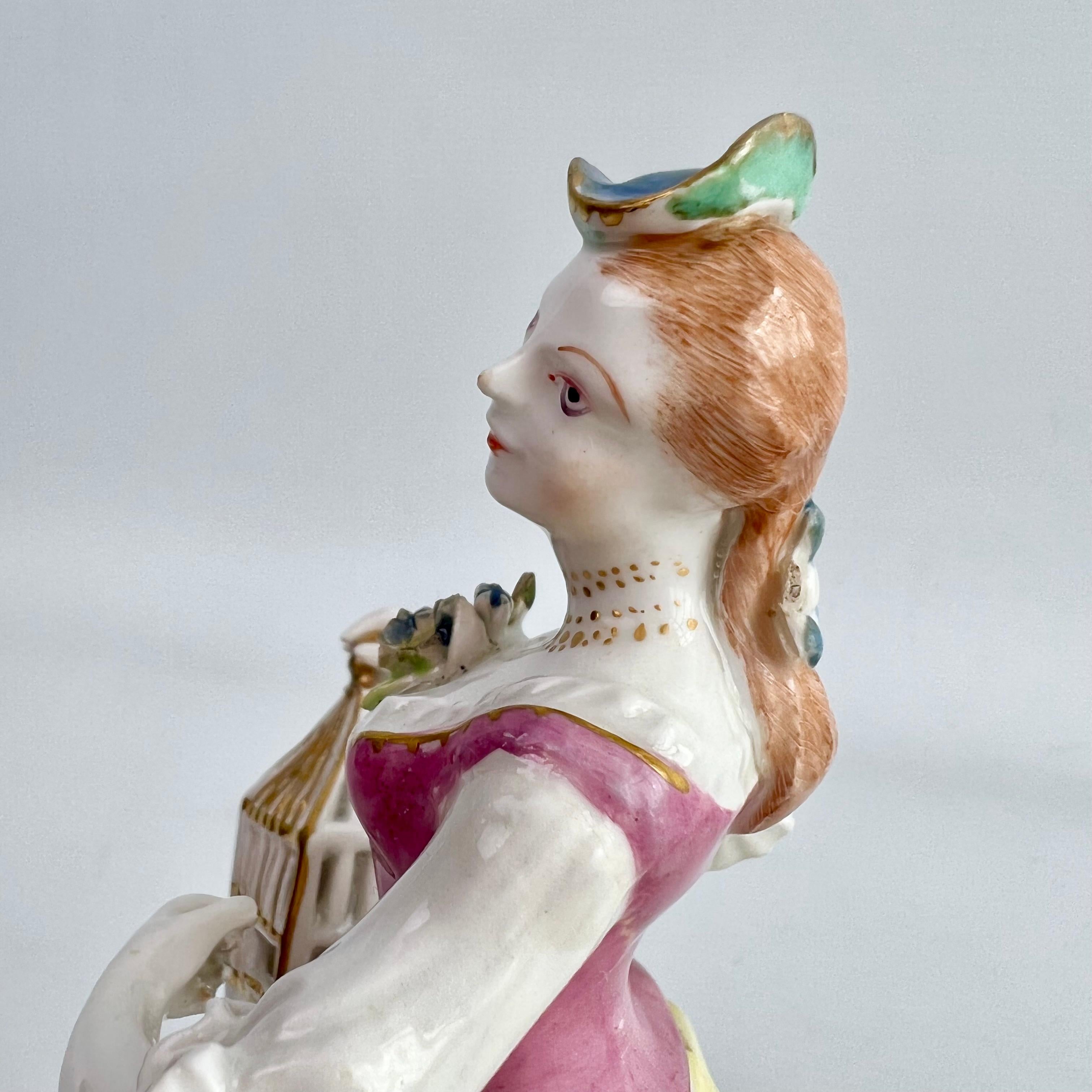 Paar Porzellanfiguren der Freiheit und Matrimony mit Schleife, Rokoko 1760-1764 im Angebot 4