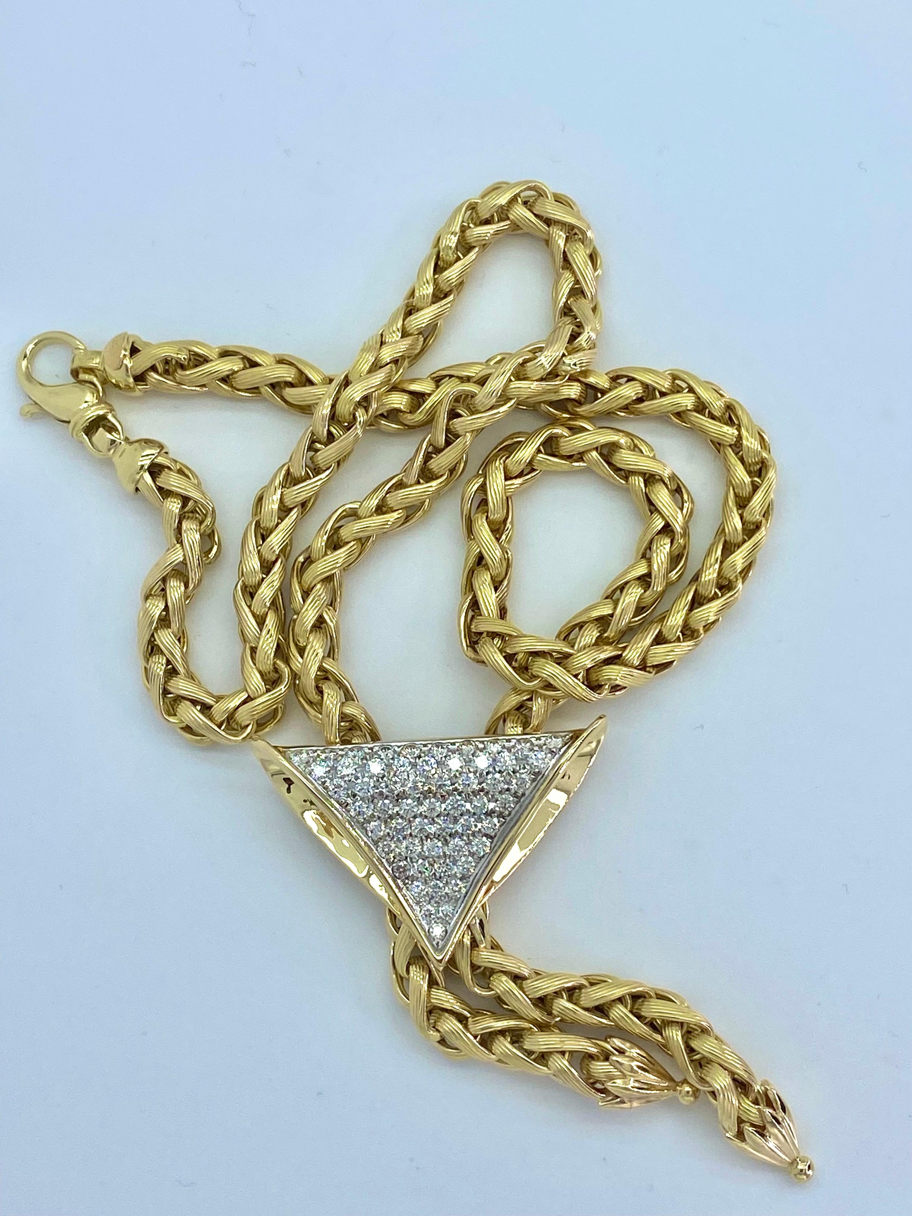 Bow Style 14k Gold Franco Chain and Diamond Necklace for Women For Sale 4