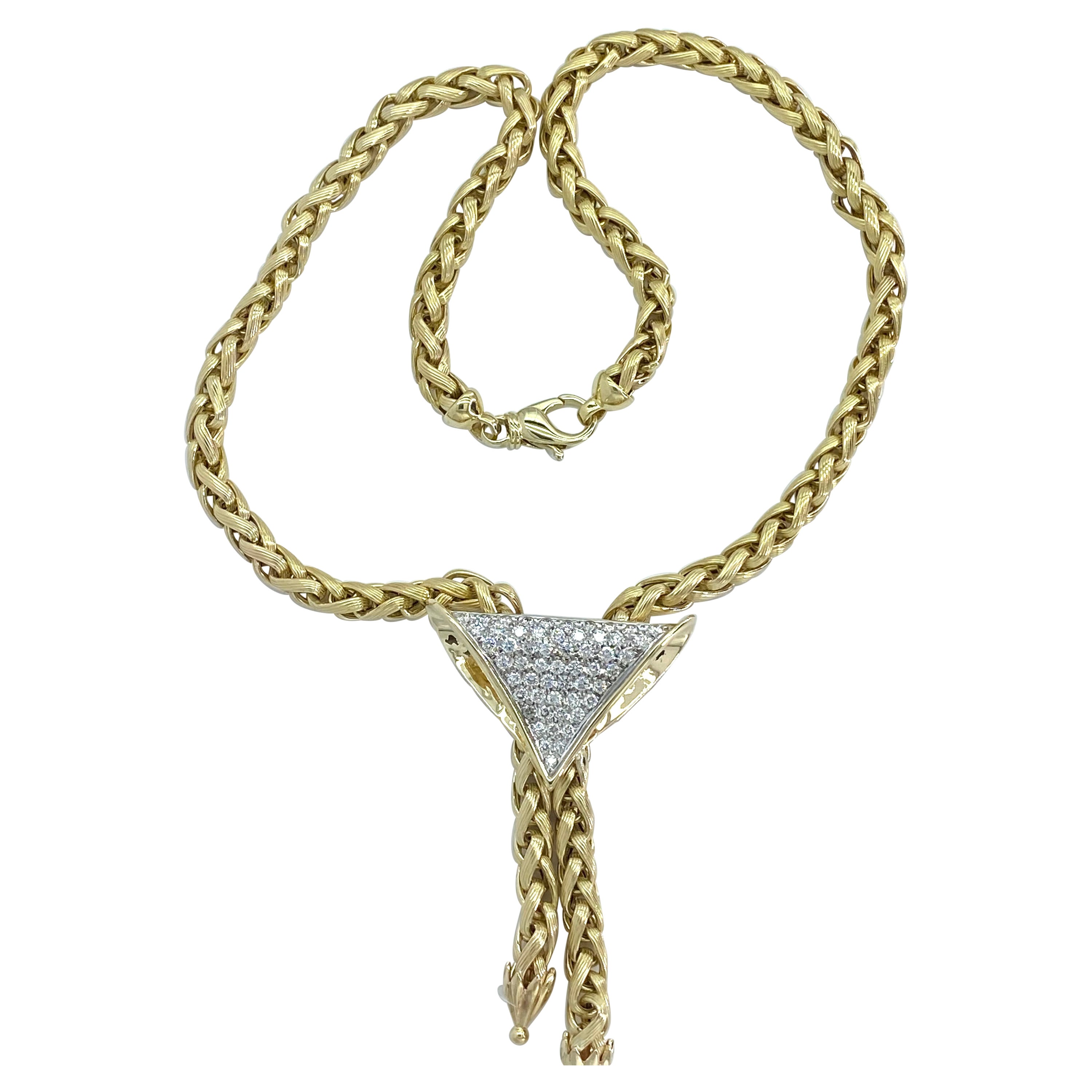 Collier de style Bow en or 14k avec chaîne franco et diamants pour femmes en vente