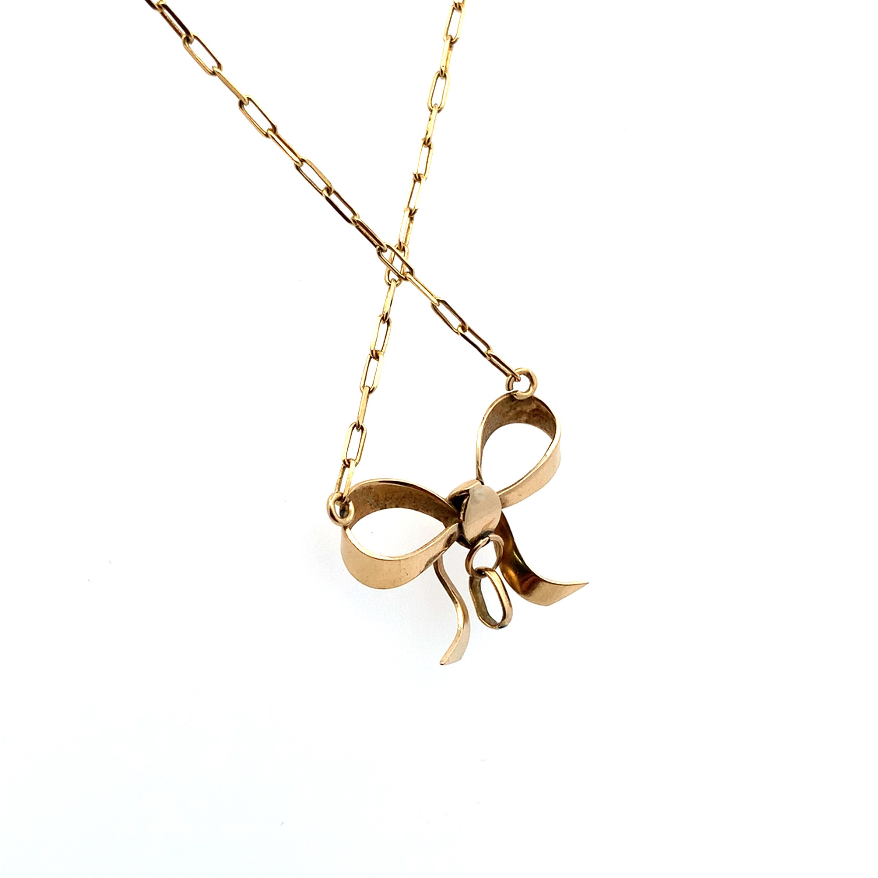 Fliege Vintage Anhänger Halskette Gelbgold im Angebot 1