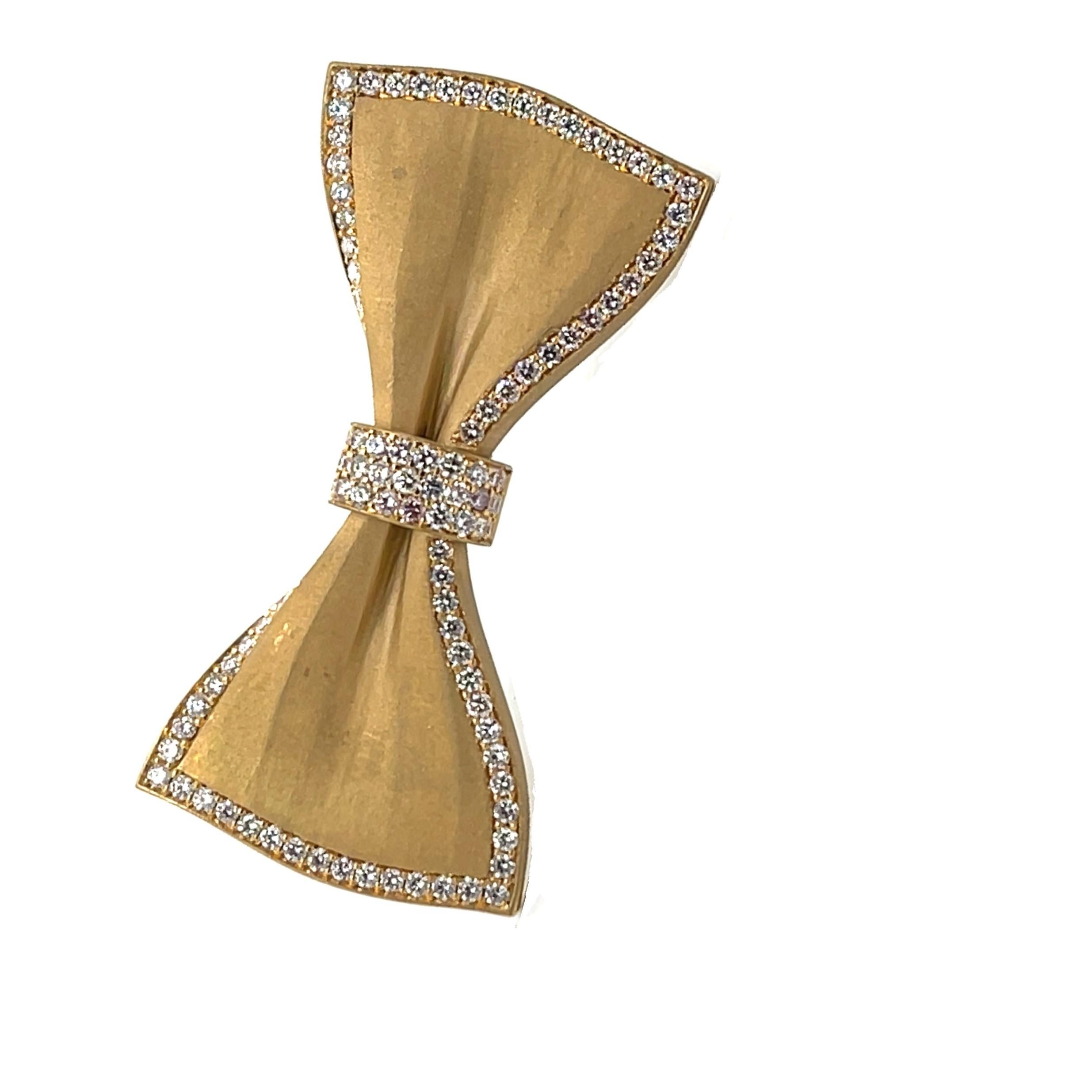 Round Cut BOWBRCH - 18K Yellow Gold Bow Brooch For Sale