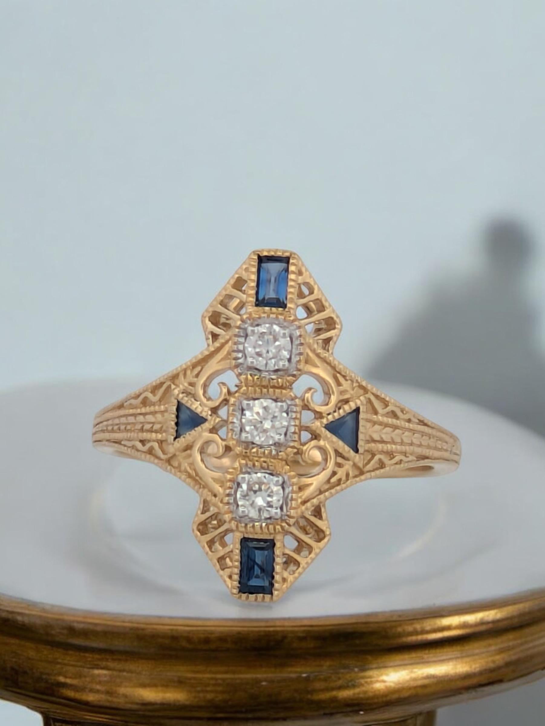 Bowie  Anillo de oro amarillo de 14 quilates con diamantes de 0,15 quilates y zafiros de 0,25 quilates en venta 1