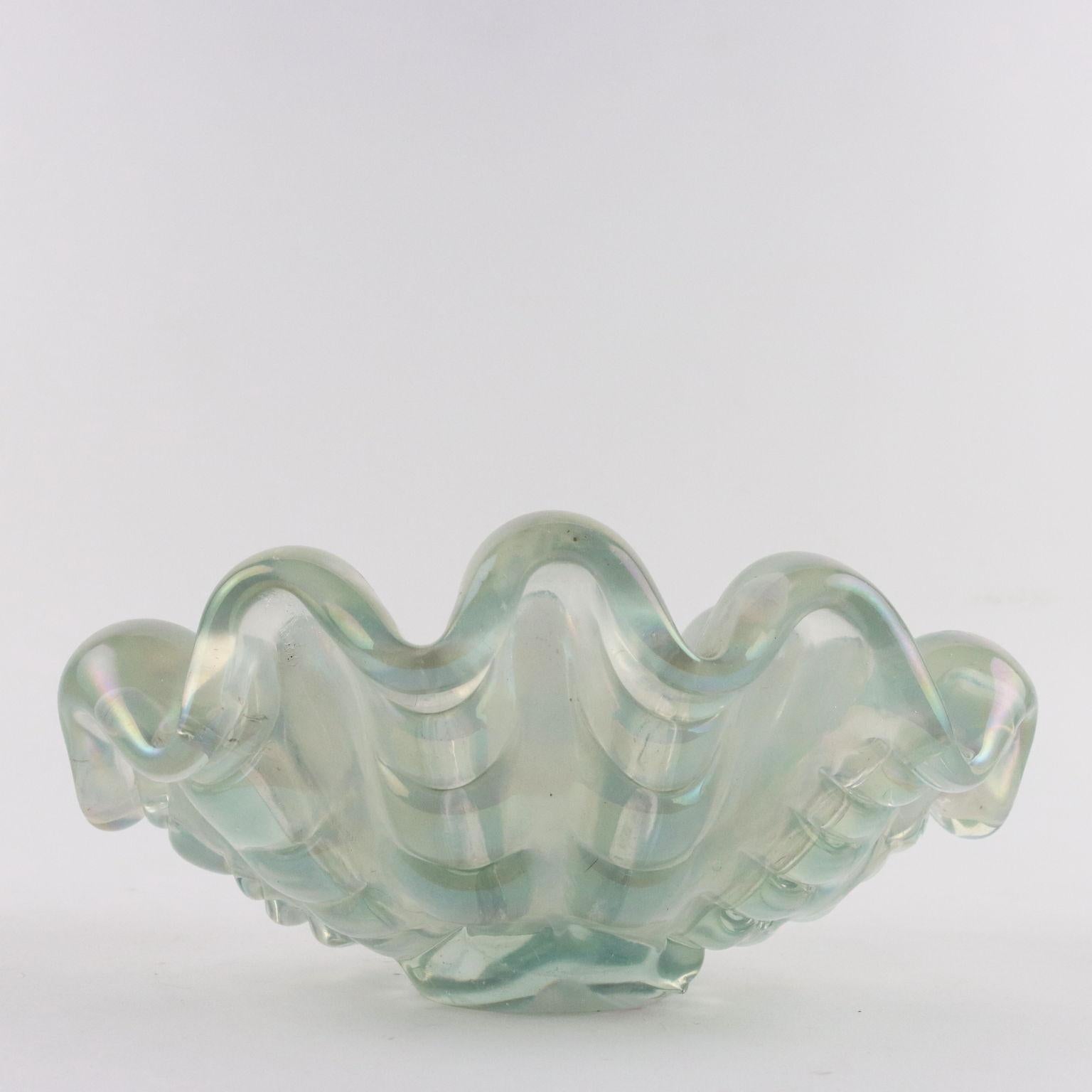 Mid-Century Modern Bowl Barovier Man. Glass Italy 1940s For Sale