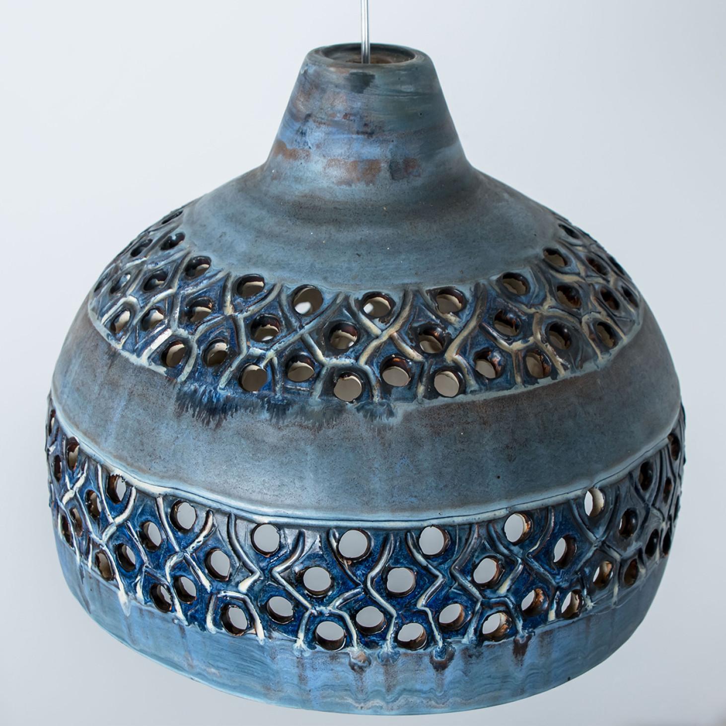 Bowl Blue Ceramic Pendant Light, Denmark, 1970 In Good Condition For Sale In Rijssen, NL