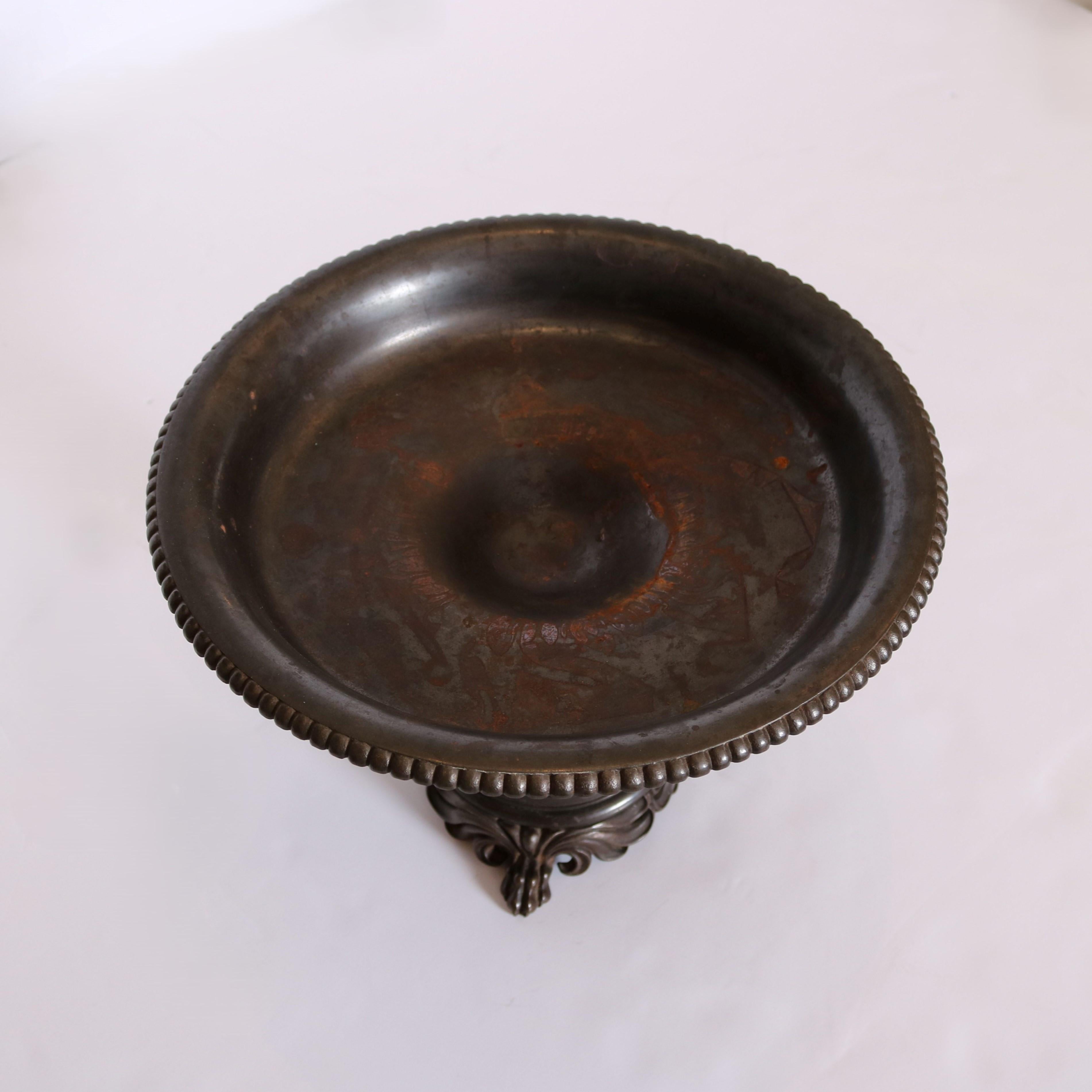 Bowl, Bronze, after a Design by Karl Friedrich Schinkel siglo XIX en venta