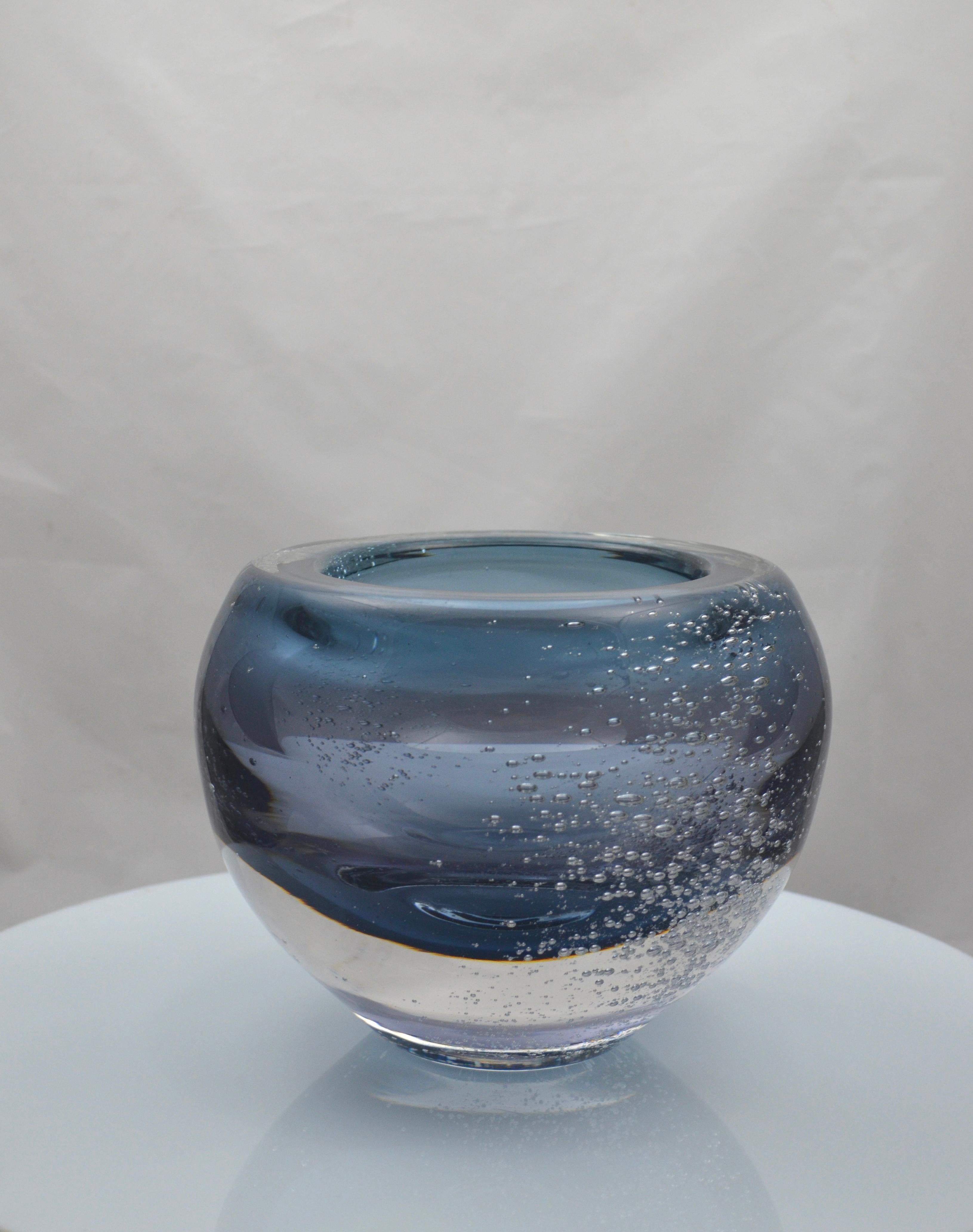 Eco-Kristallvase „Bowl Bubbles“ von BF Glass Studio, 2021 im Angebot 1