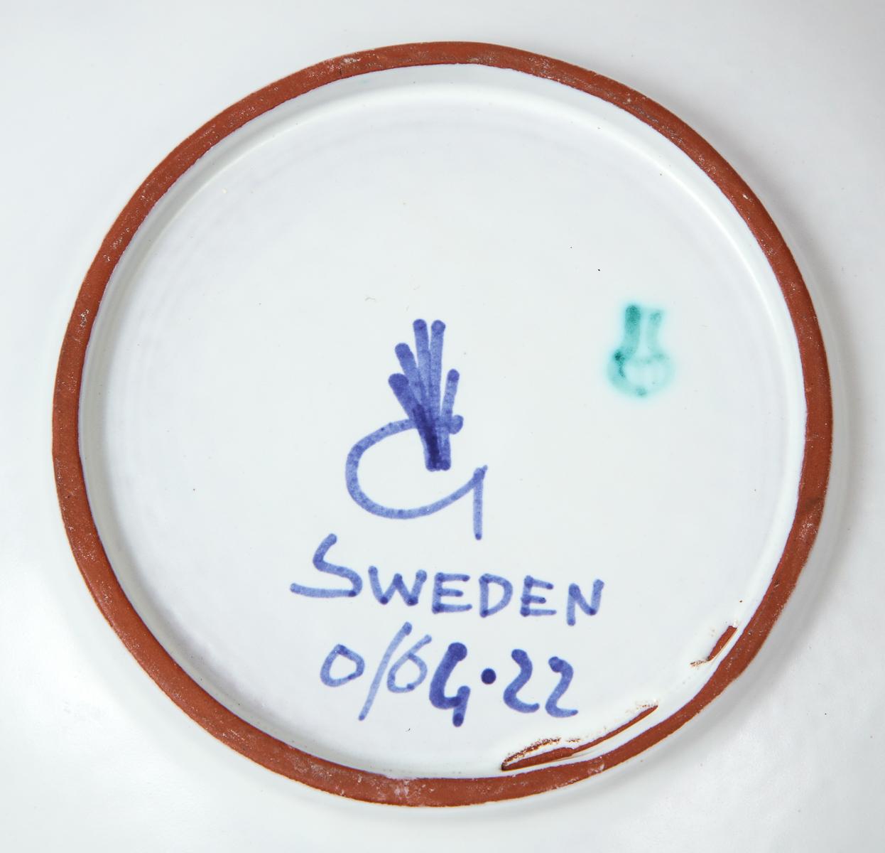 Ceramic Bowl by Stig Lindberg, Scandinavian Midcentury, Sweden, Faience In Good Condition In New York, NY