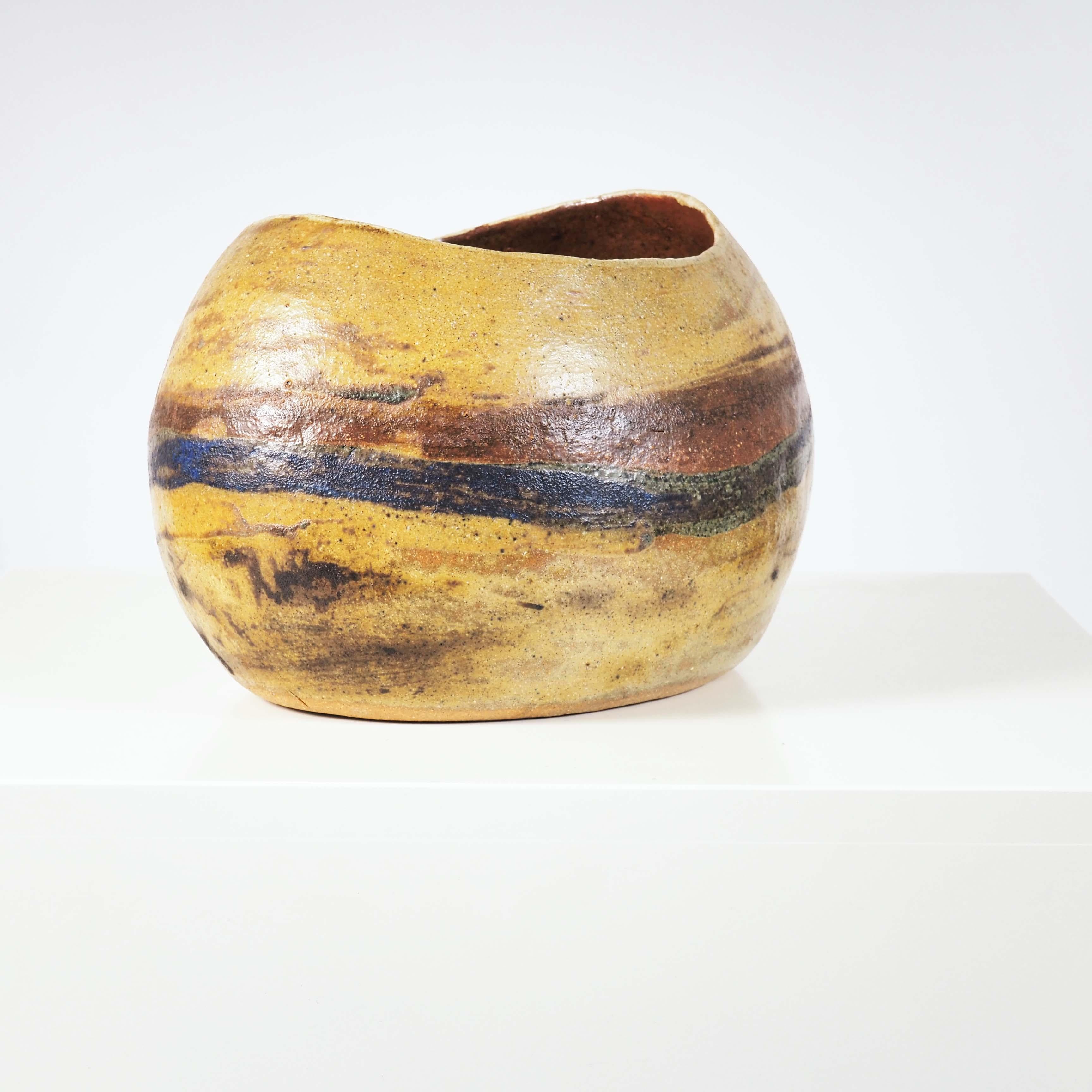 Scandinavian Modern Large Ceramic Bowl by the Swedish Artist Kerstin Danielsson
