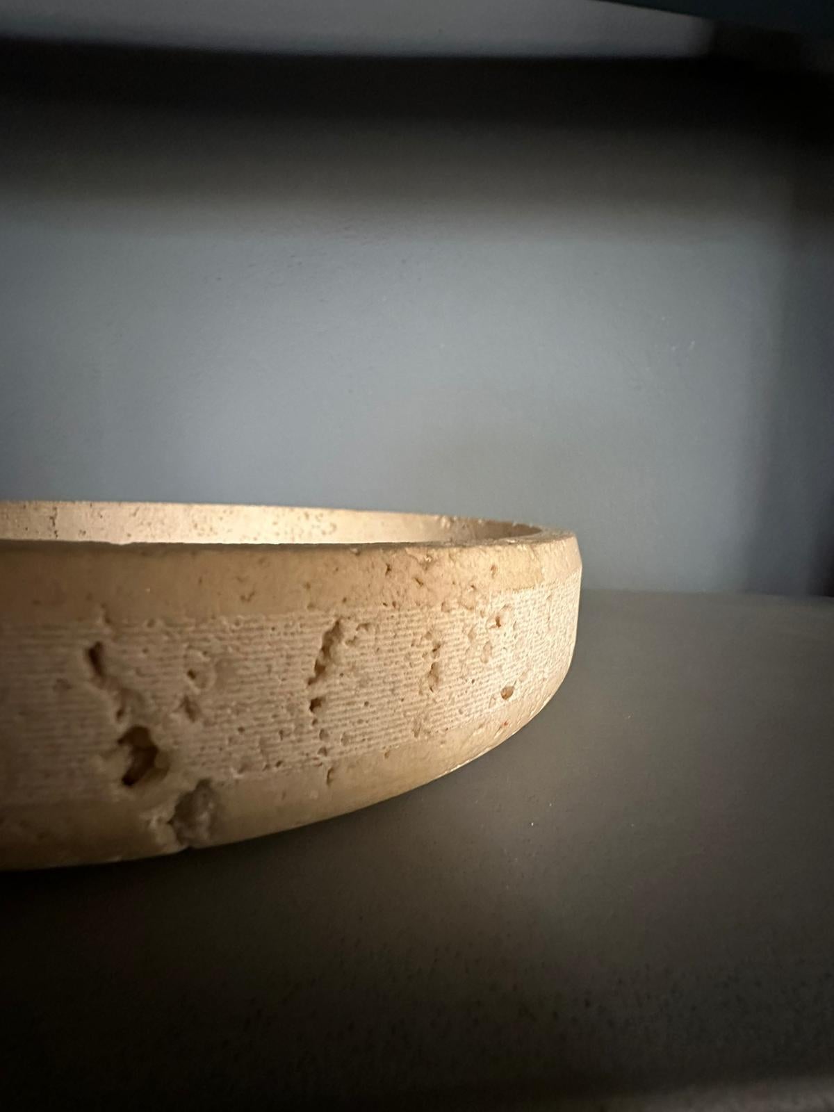 Bowl Centerpiece by Up&Up by E.Di Rosa P.A Giusti, Travertine Marble, 1970 For Sale 1