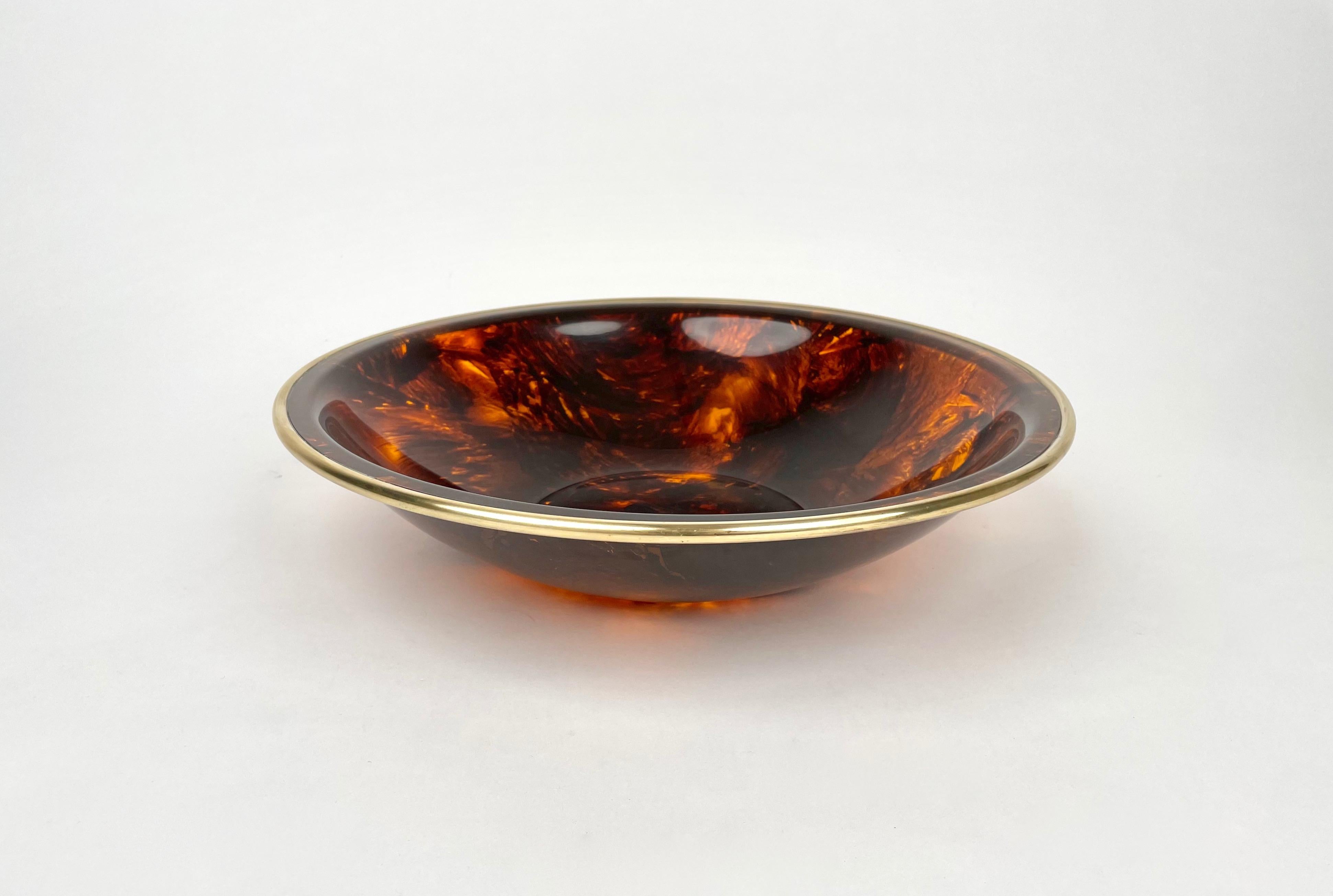 Mid-Century Modern Bowl Centerpiece Lucite Tortoise Shell & Brass Christian Dior Style, Italy 1970s