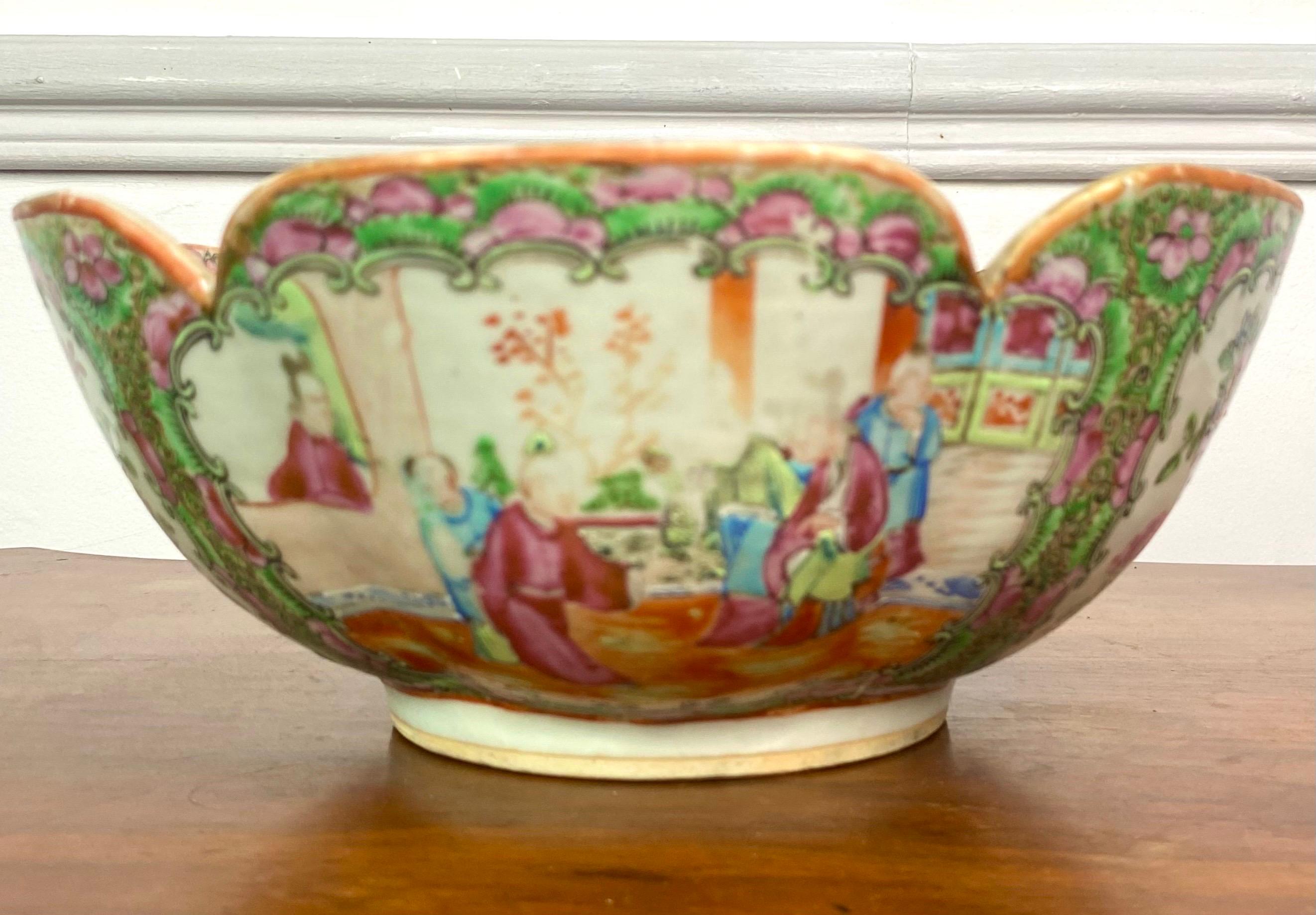 Bowl - cup - salad bowl - Famille Rose - Canton - China 19th Qing For Sale 2
