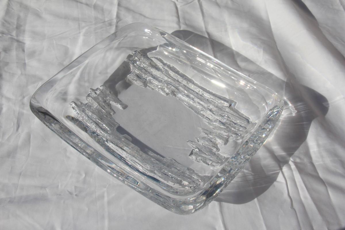 Mid-Century Modern Bowl Daum Design France, 1960 Transparent Color Rectangular Form Signed For Sale