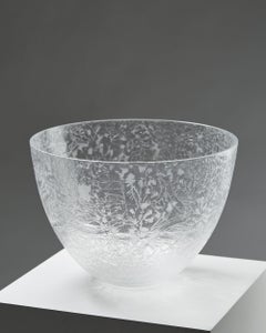 Ciotola disegnata da Ingegerd Råman per Orrefors, Svezia, anni 2000