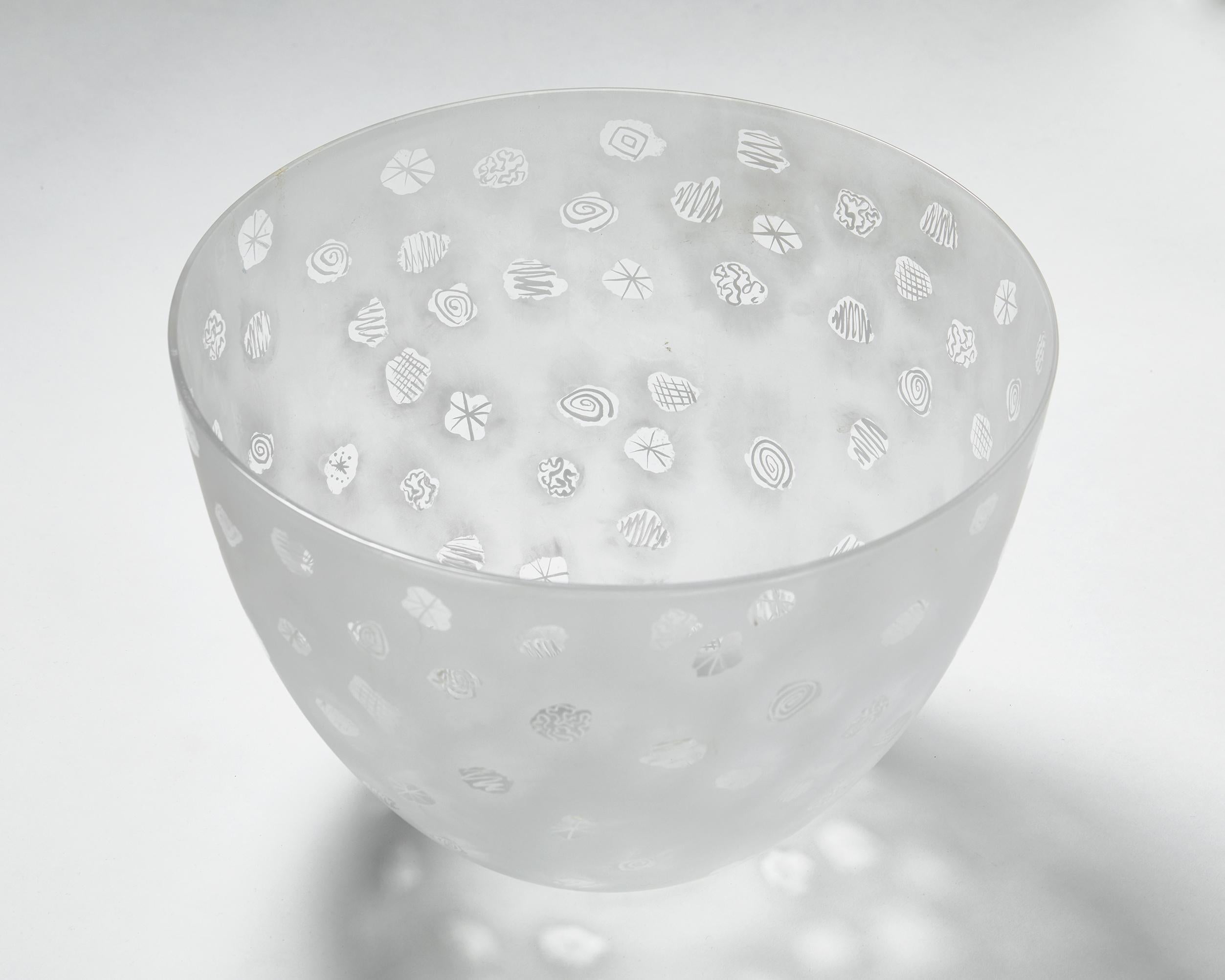 Bowl Designed by Ingegerd Råman for Orrefors, Sweden, 2000's In Good Condition In Stockholm, SE