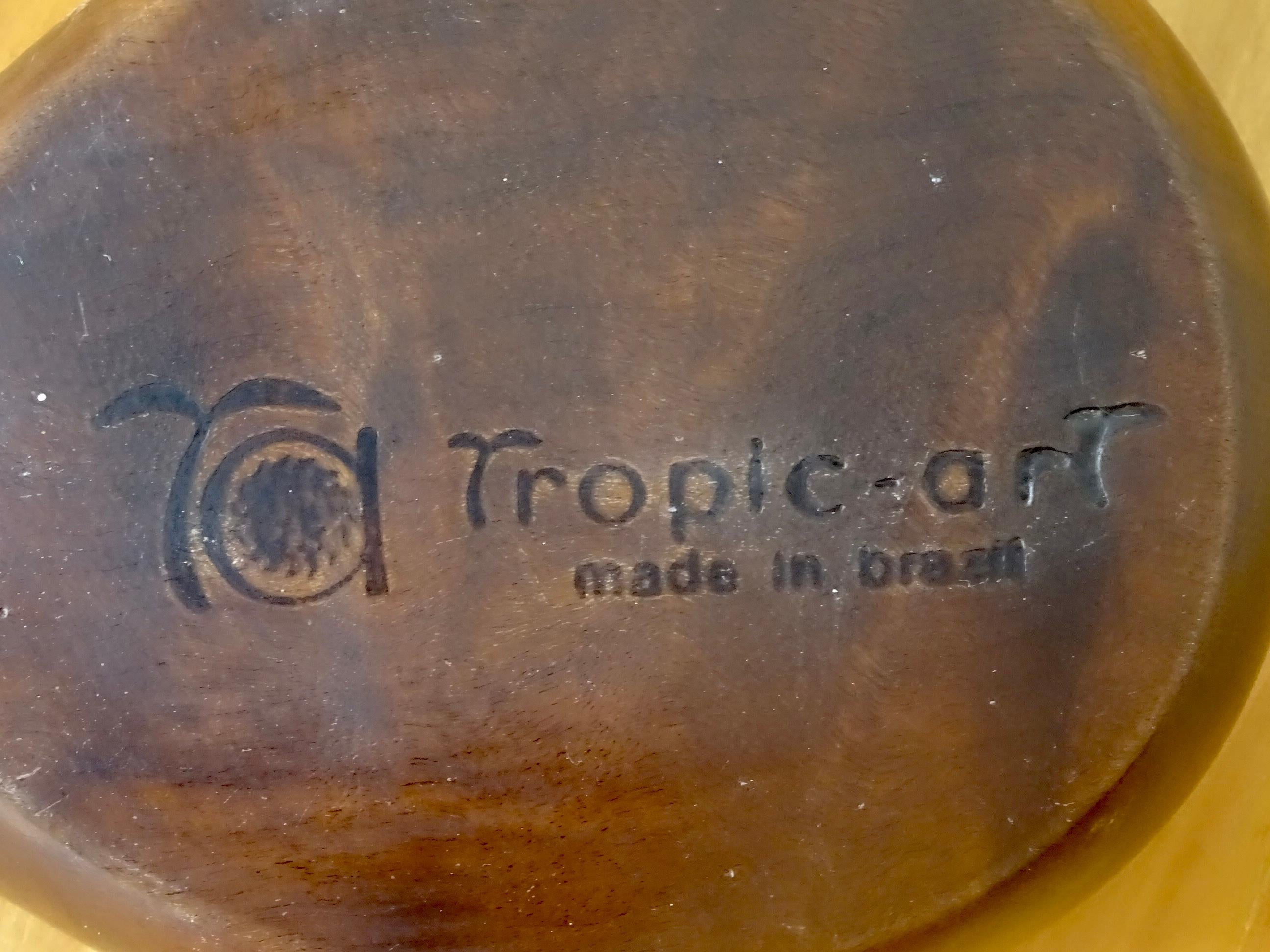 Bois de feuillus Bol conu par Jean Dobr pour Tropic-Art. Le Brsil des annes 1970. en vente
