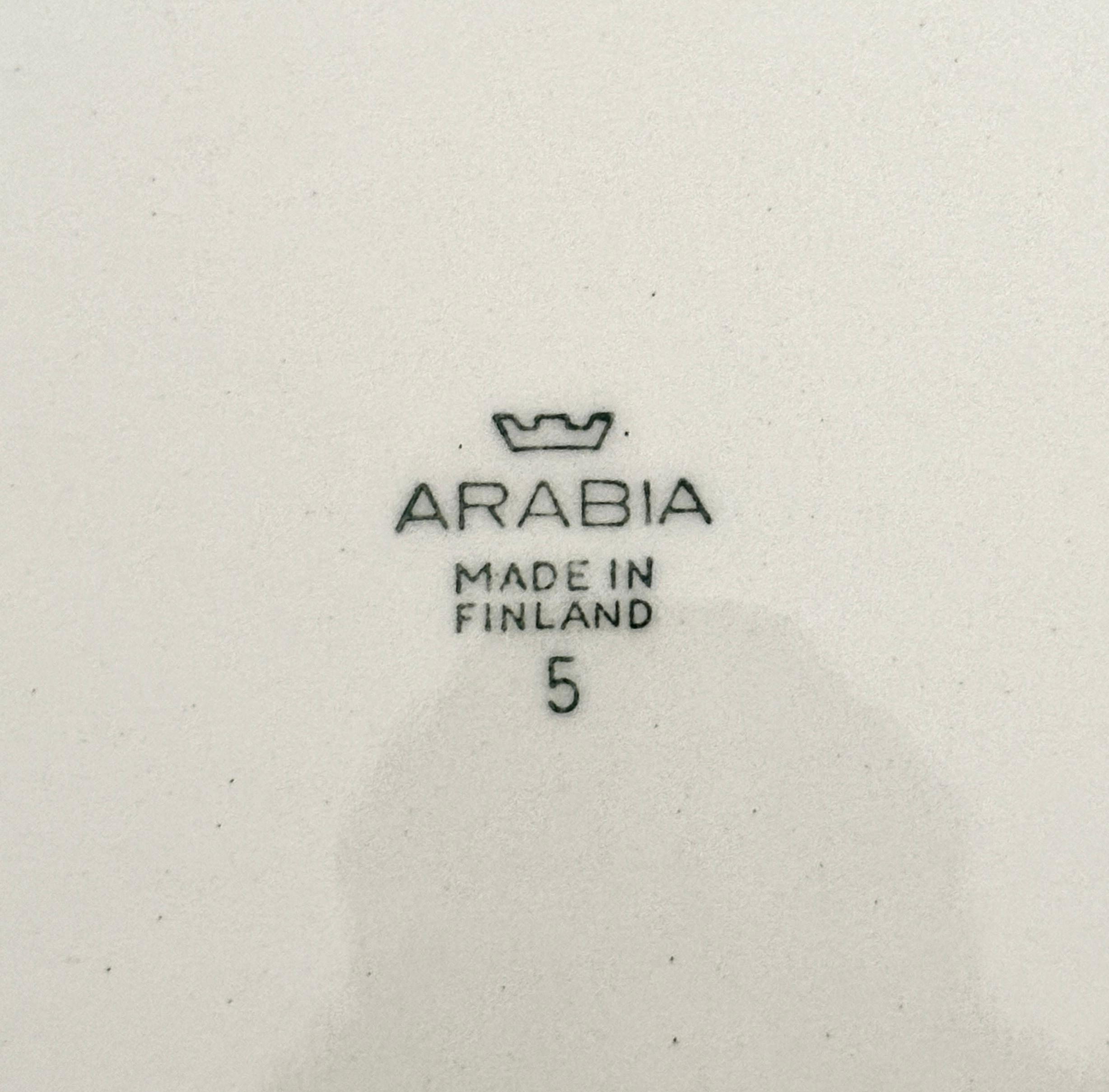 Cuenco Diseñado por Raija Uosikkinen Para Arabia, Finlandia, Patrón Sotka en Bueno estado para la venta en Doraville, GA