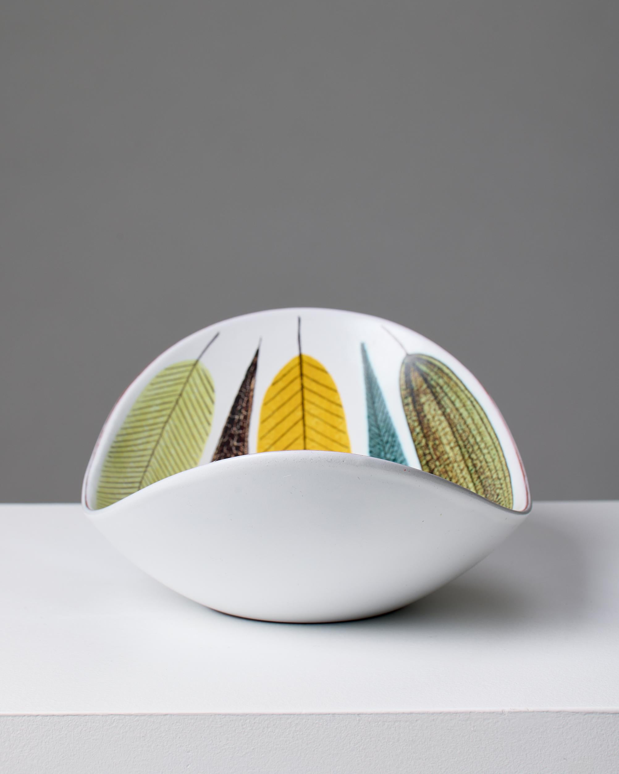 Ciotola in ceramica faience colorata di Stig Lindberg - Studio A, 1950 in vendita 2