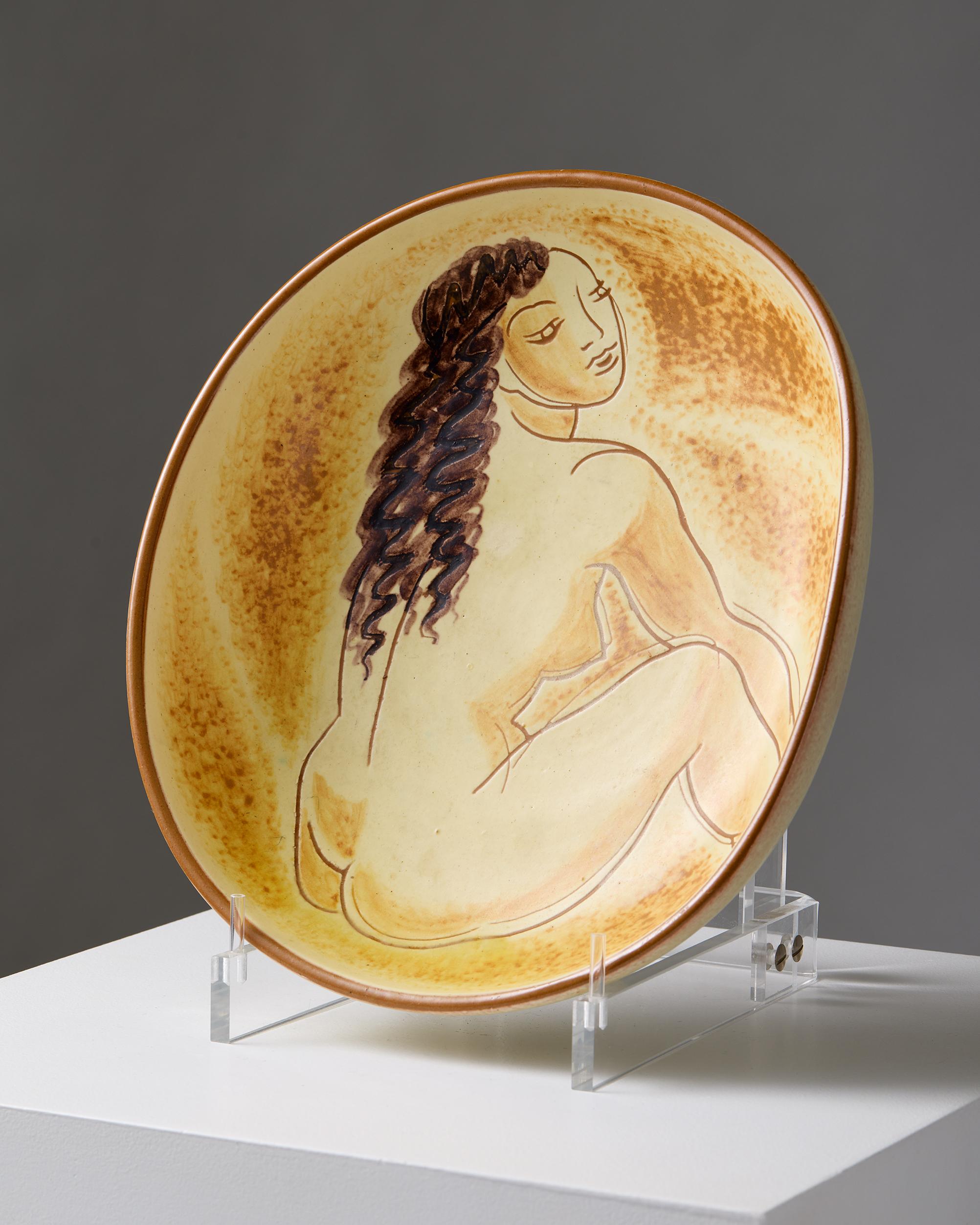 Swedish Bowl designed by Vicke Lindstrand for Upsala Ekeby Sweden, 1940s For Sale