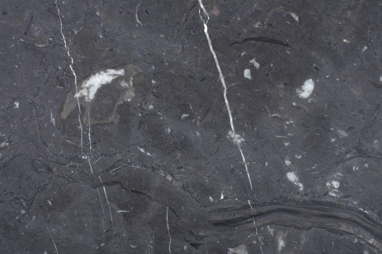 Bol moderne en marbre noir Marquinia, Christoforo Trapani, en stock en vente 1