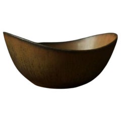 Bowl in Ceramic, Model ‘Aro’ by Gunnar Nylund