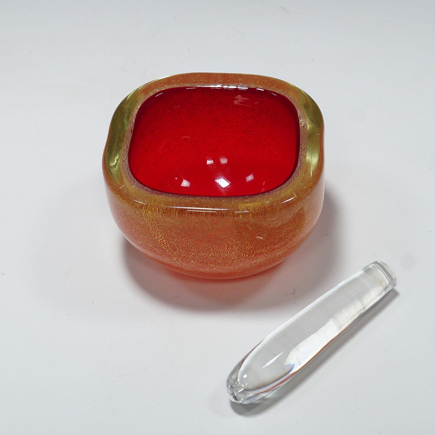 Mid-Century Modern Bowl in Red Sommerso Glass, Flavio Poli for Seguso Murano 1940s For Sale