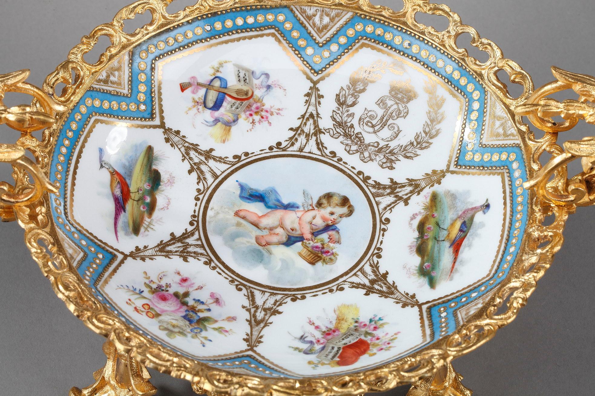 Mid-19th Century Bowl in Sèvres Porcelain Decorated with a Cupid from the Louis-Philippe Period