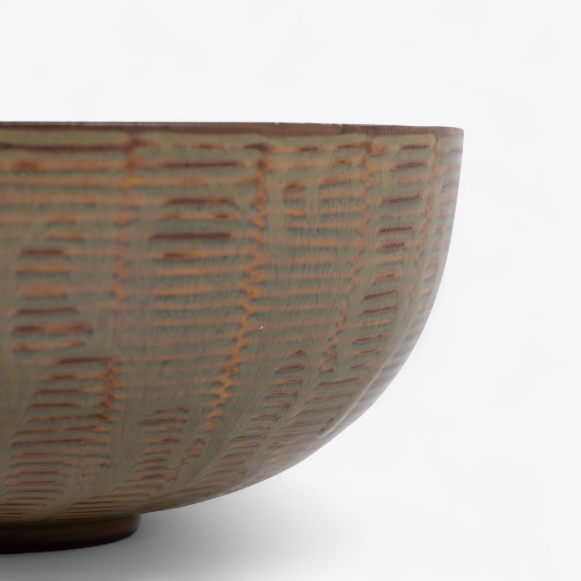 Mid-Century Modern Bowl in stoneware by Axel Salto For Sale