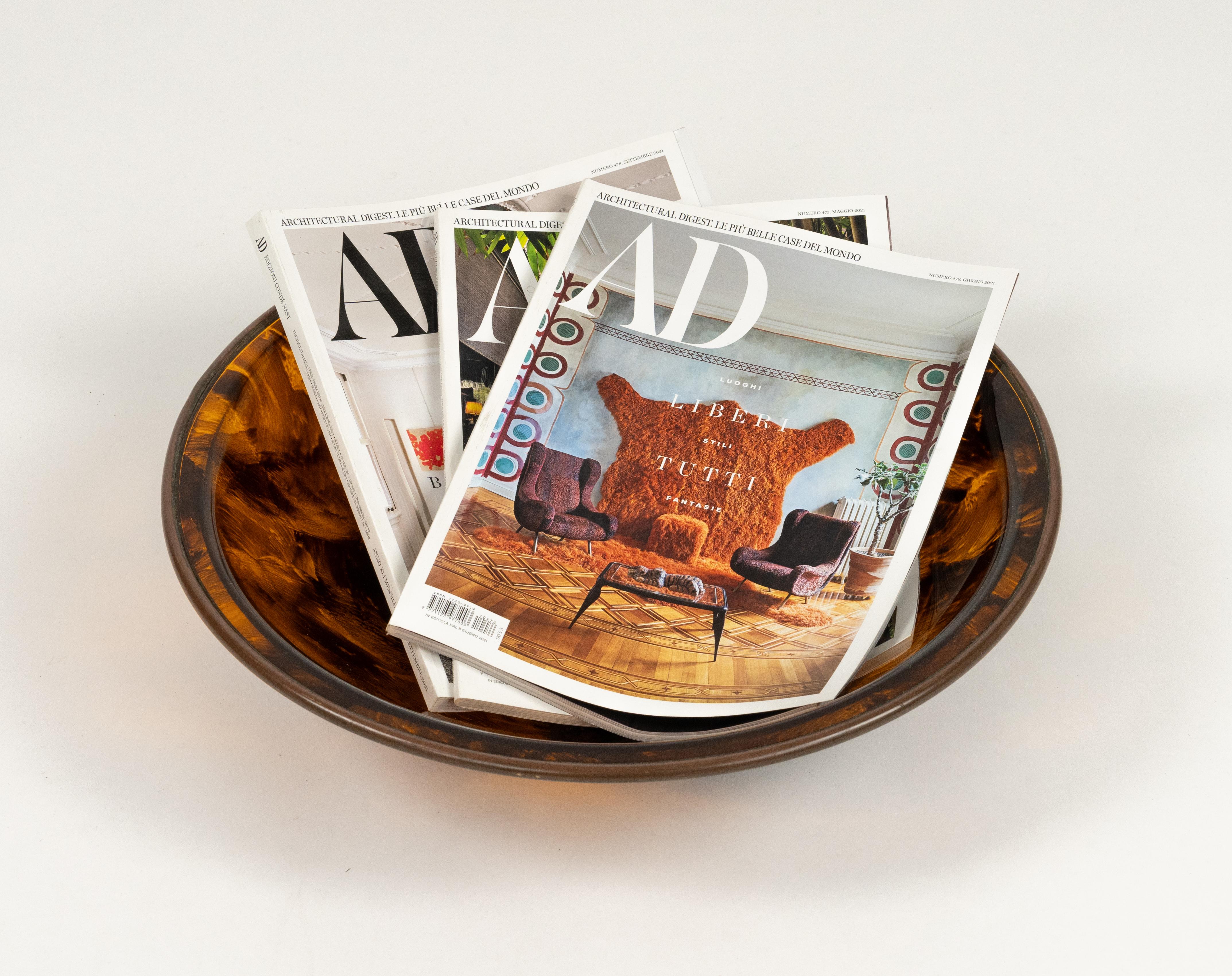 Bowl in Tortoiseshell Lucite Effect and Brass Christian Dior Style, Italy 1970s For Sale 4