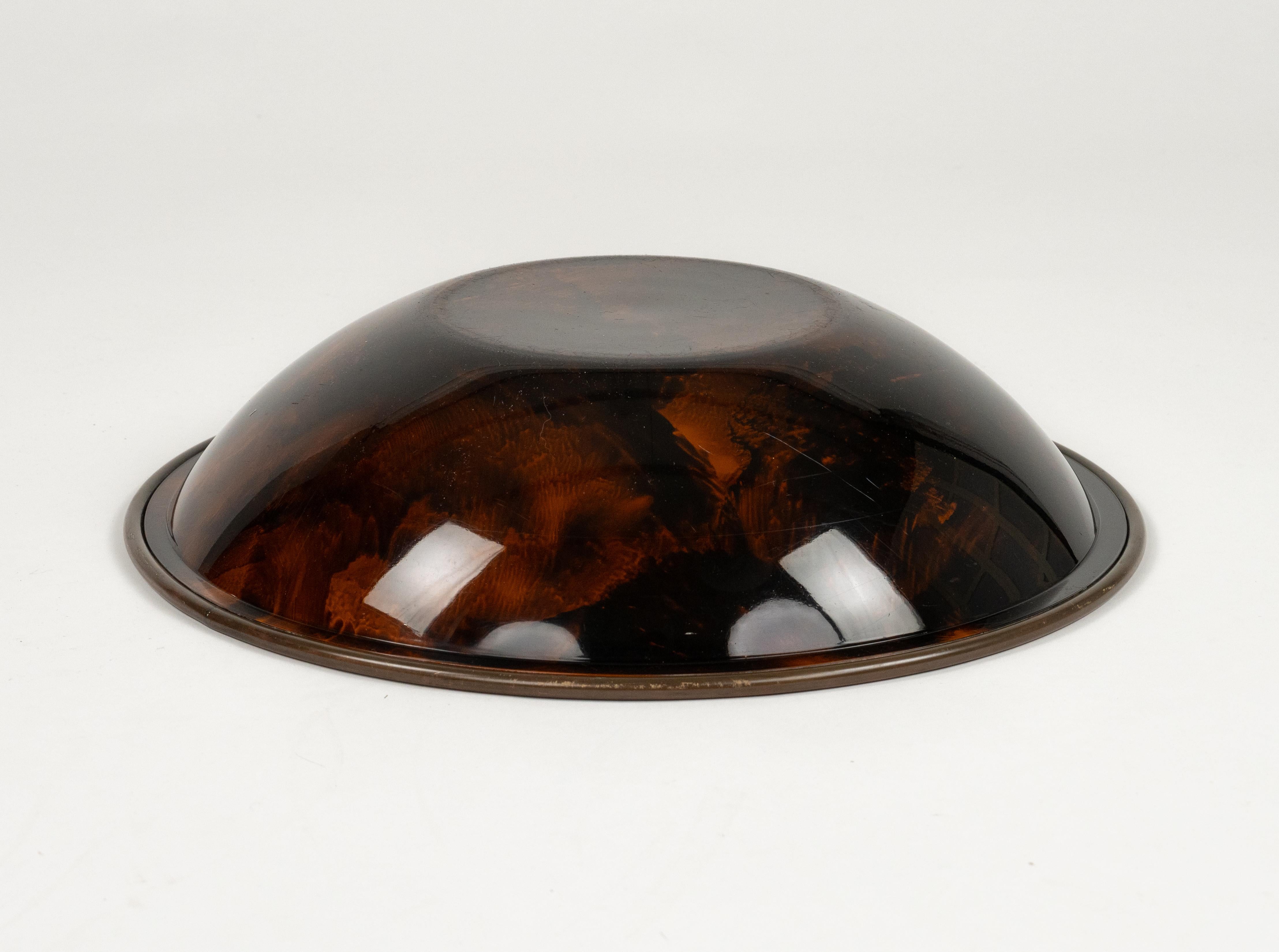 Bowl in Tortoiseshell Lucite Effect and Brass Christian Dior Style, Italy 1970s For Sale 7