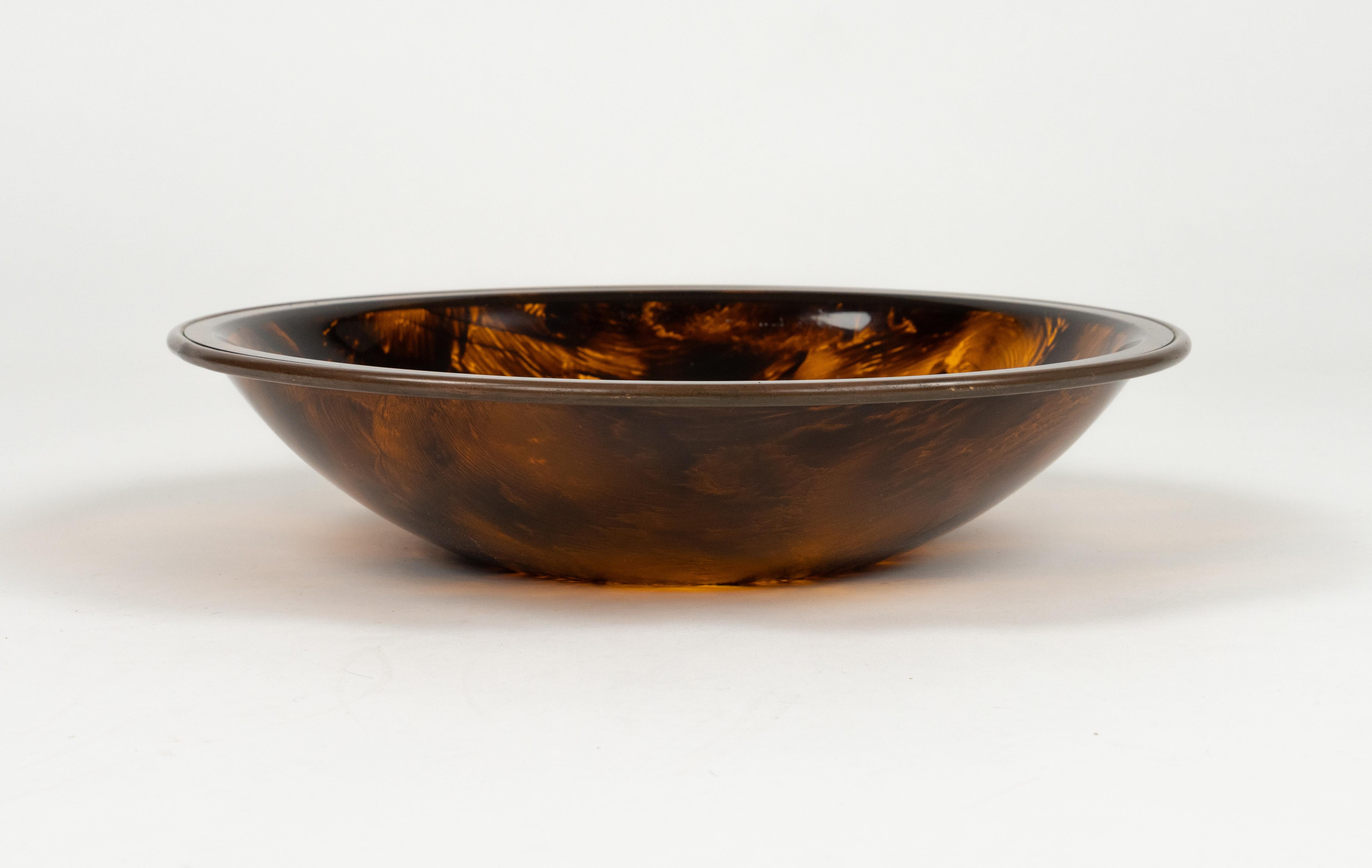 Late 20th Century Bowl in Tortoiseshell Lucite Effect and Brass Christian Dior Style, Italy 1970s For Sale