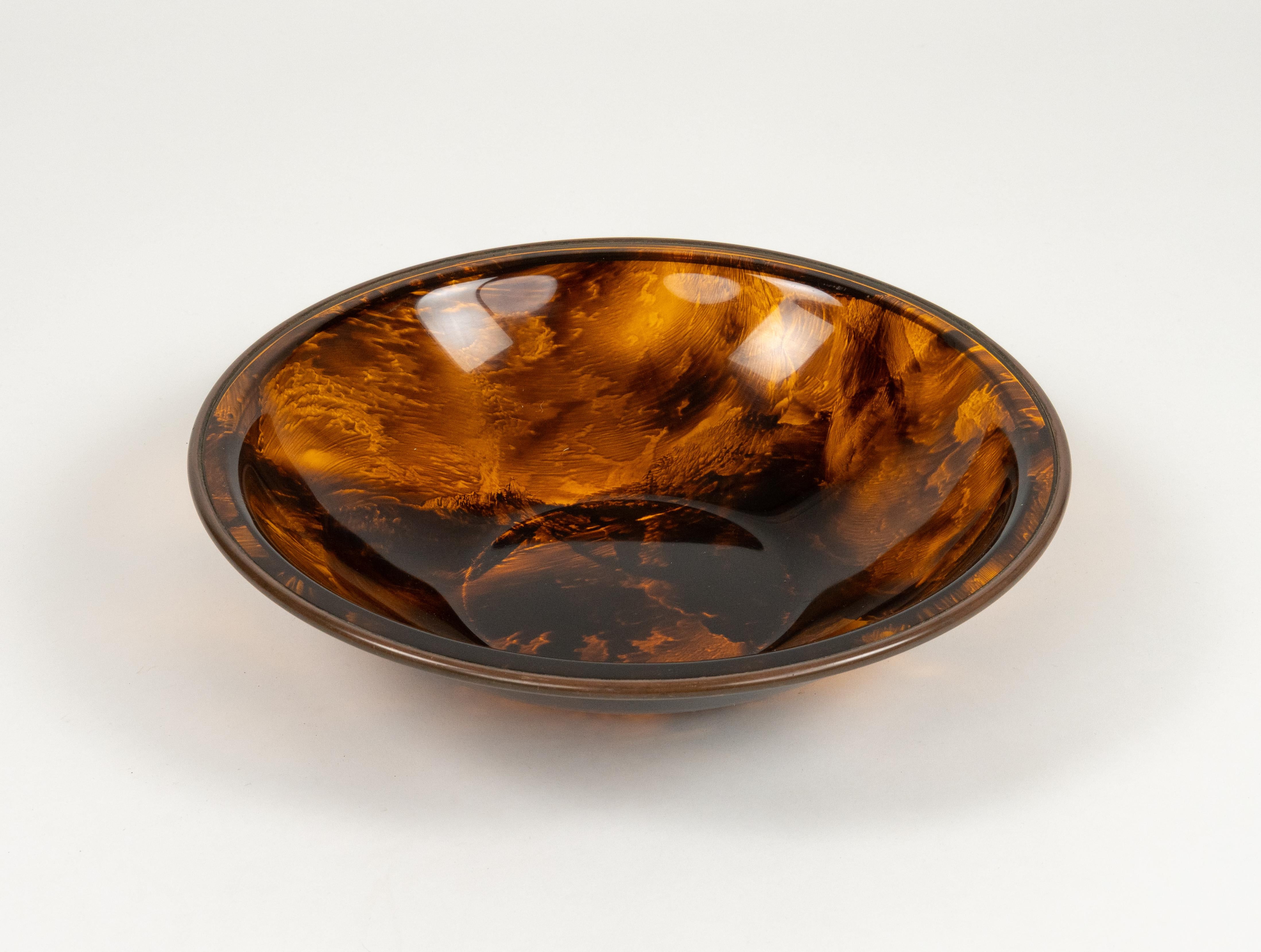 Metal Bowl in Tortoiseshell Lucite Effect and Brass Christian Dior Style, Italy 1970s For Sale
