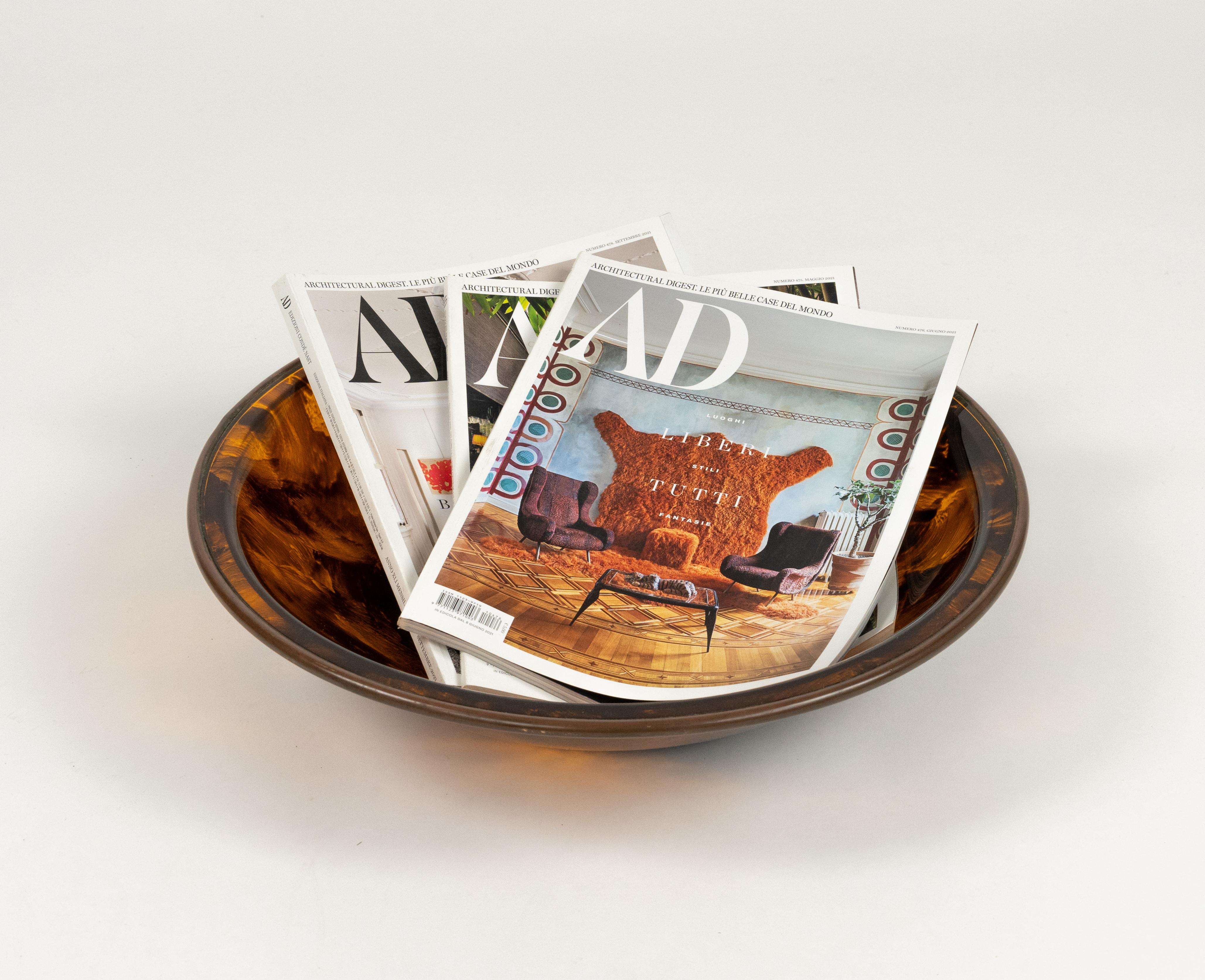 Bowl in Tortoiseshell Lucite Effect and Brass Christian Dior Style, Italy 1970s For Sale 2