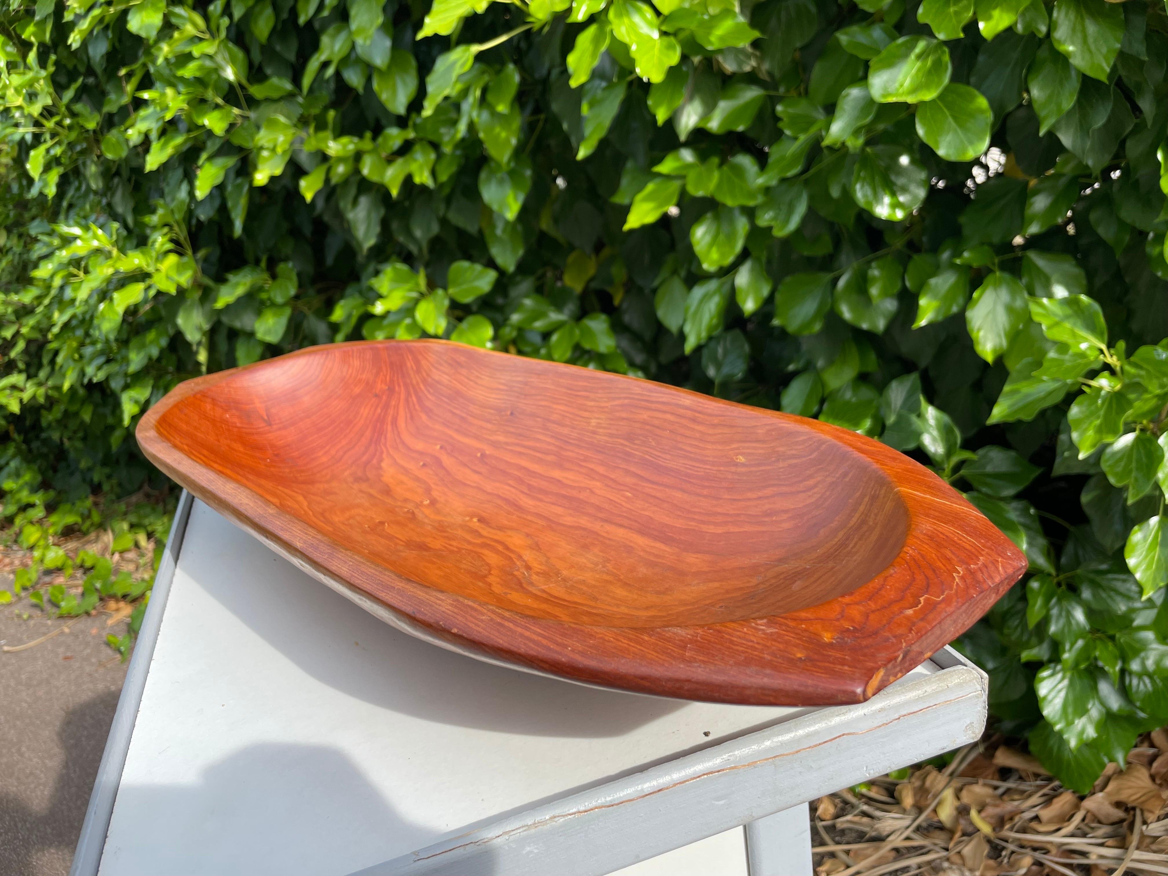 Schale aus Holz oder dekorativer Korb, braune Farbe, skandinavisch, um 1960 (Schwedisch) im Angebot