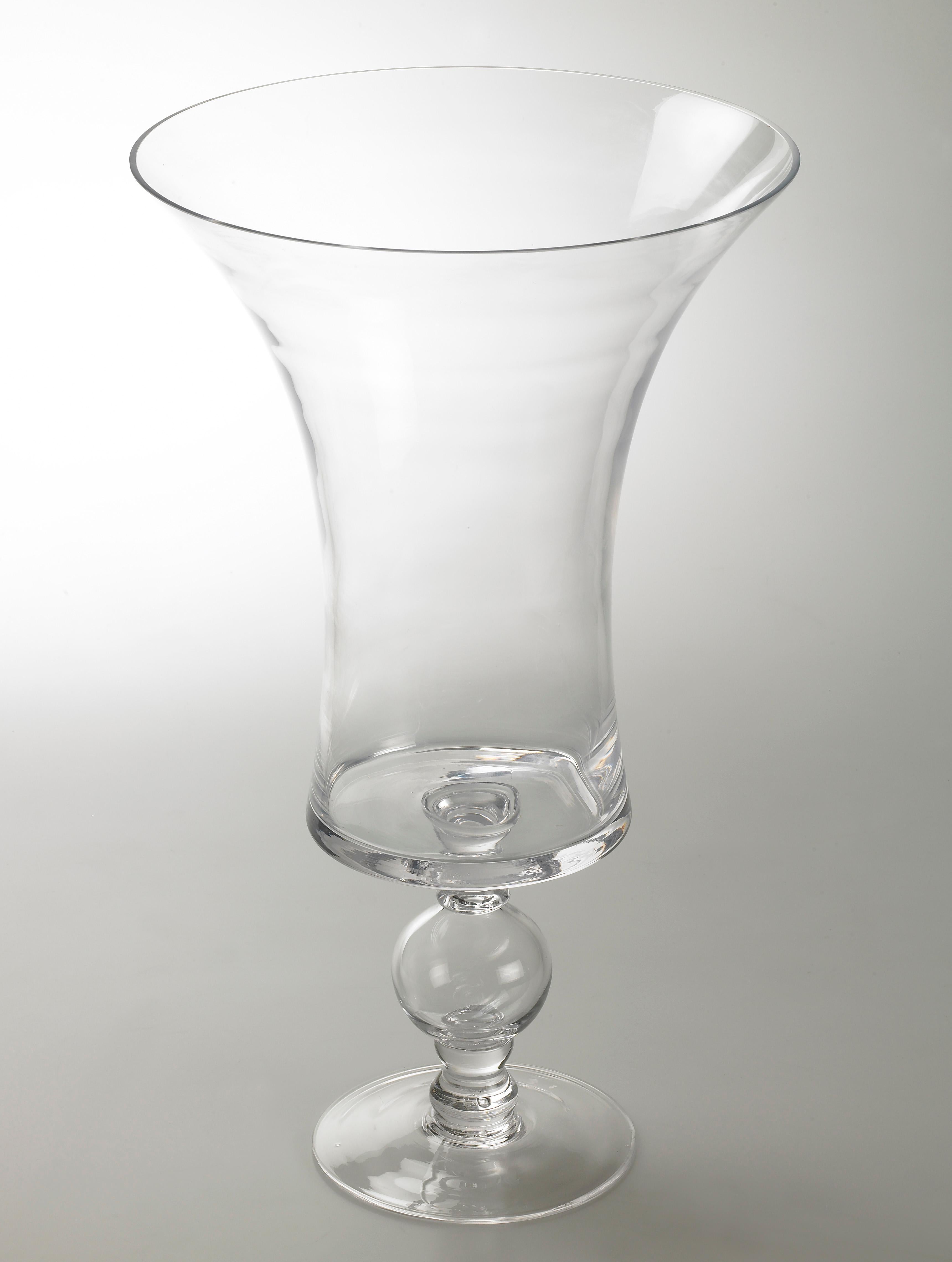 Modern Bowl Laura Small Clear, in Glass, Italy For Sale
